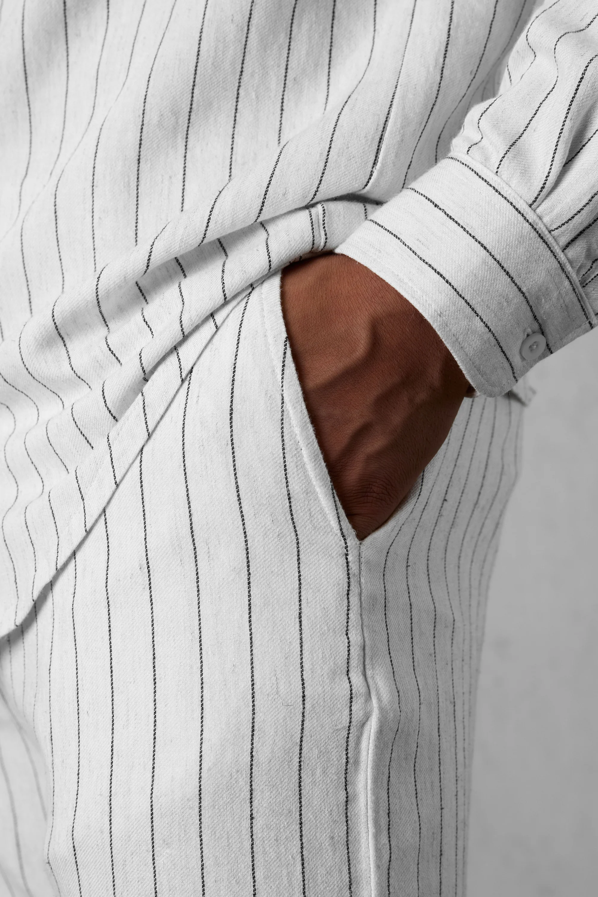 ECRU STRIPED LINEN PANTS - Image 5