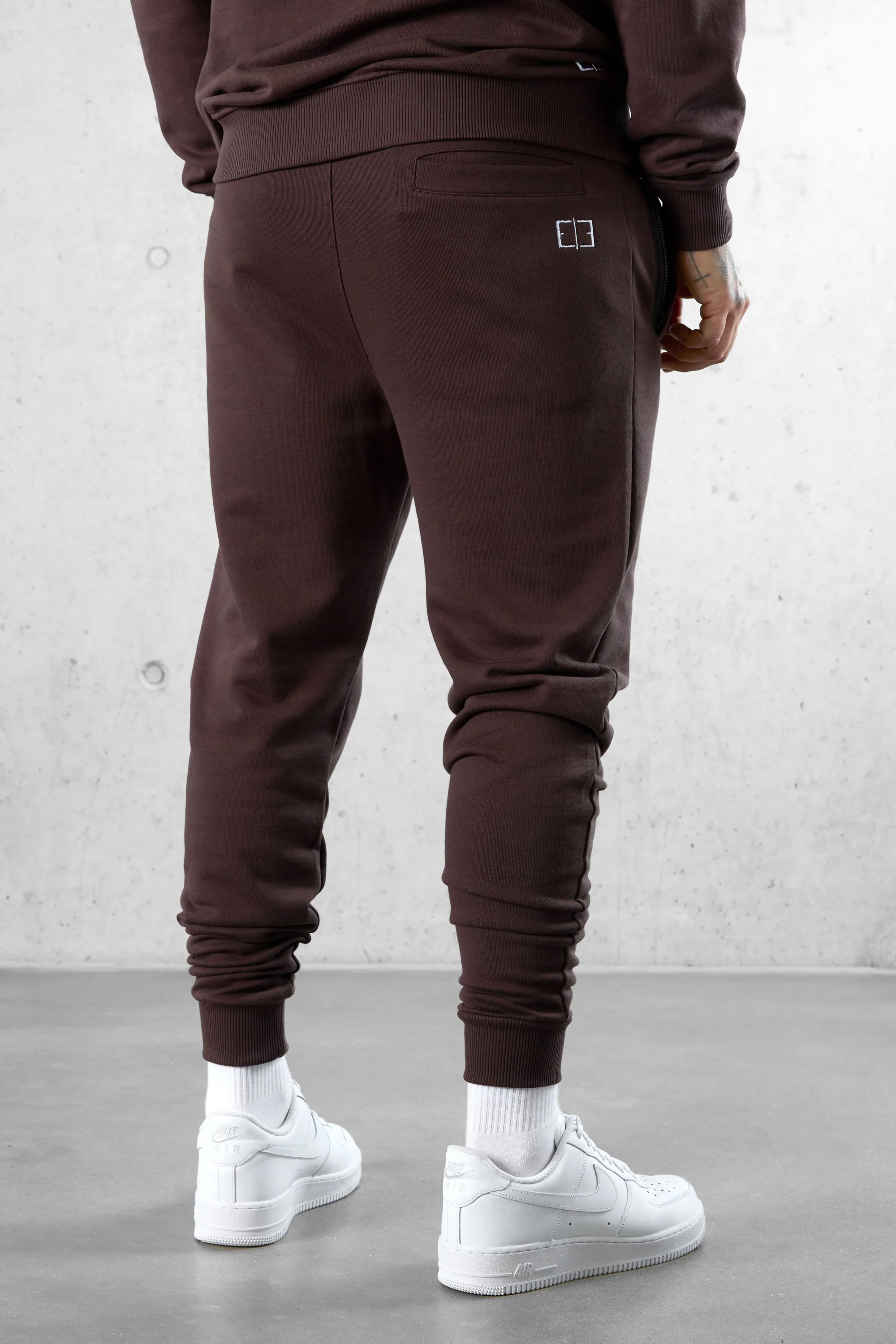 ESPRESSO BASIC SWEATPANTS - Image 4