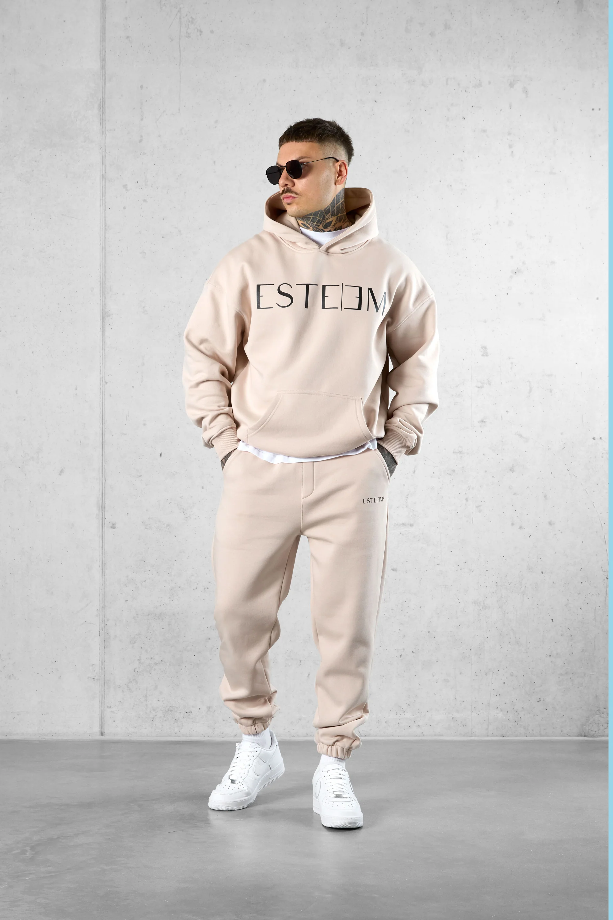 GREIGE LETTERING OVERSIZED HOODIE - Image 3