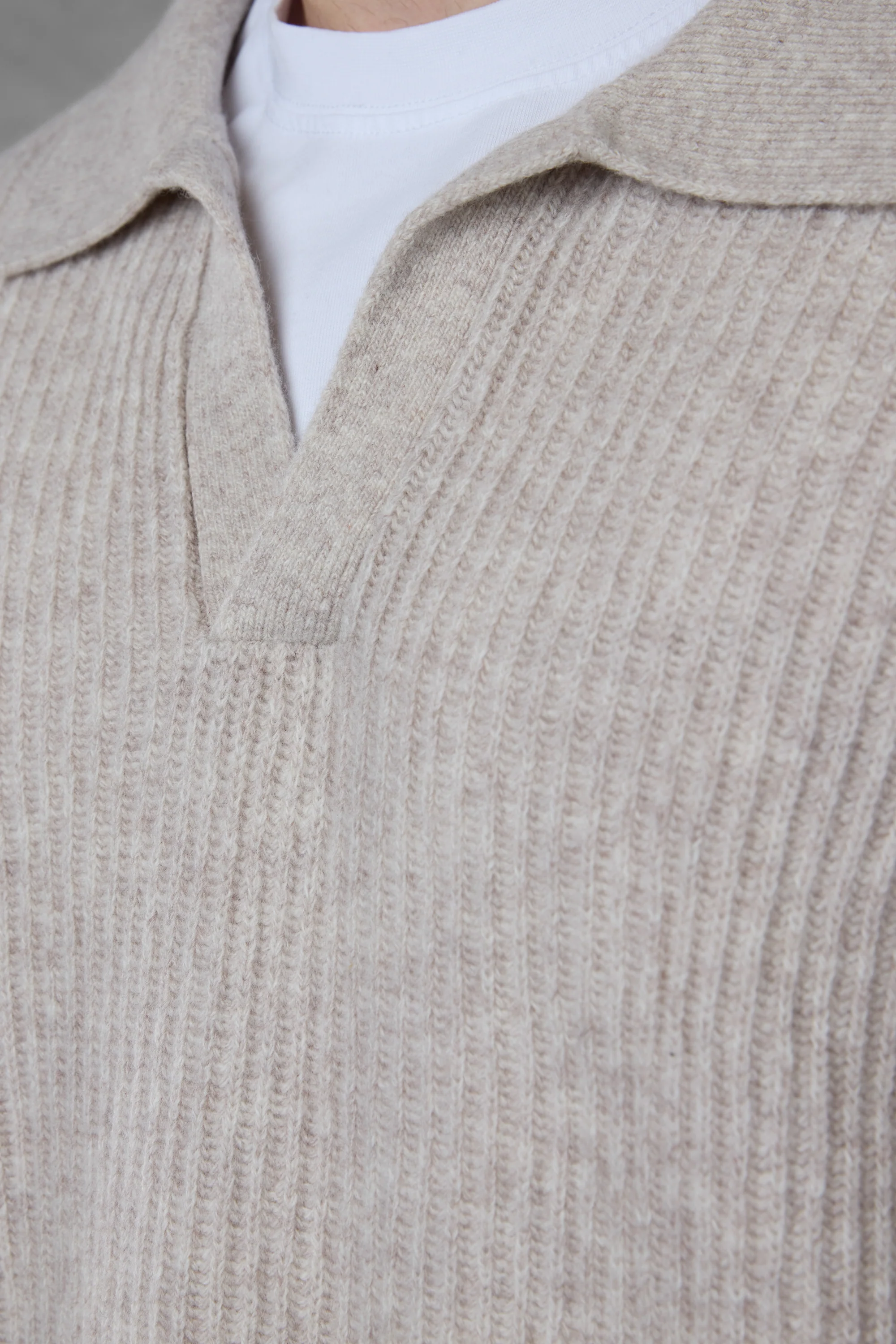 GREIGE OVERSIZED KNIT POLO SWEATER - Image 3