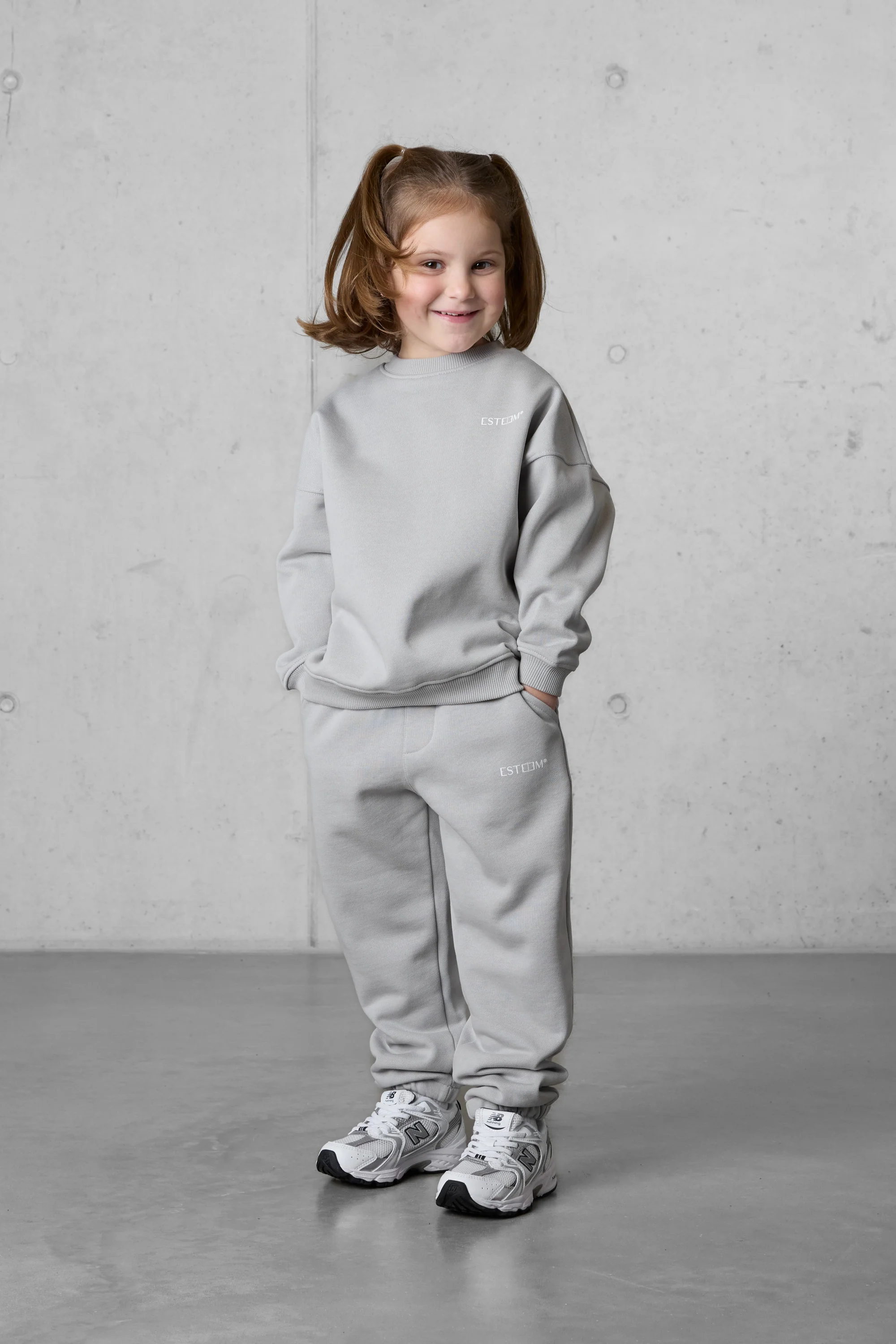 GREY DISCREET OVERSIZED SET - Image 4