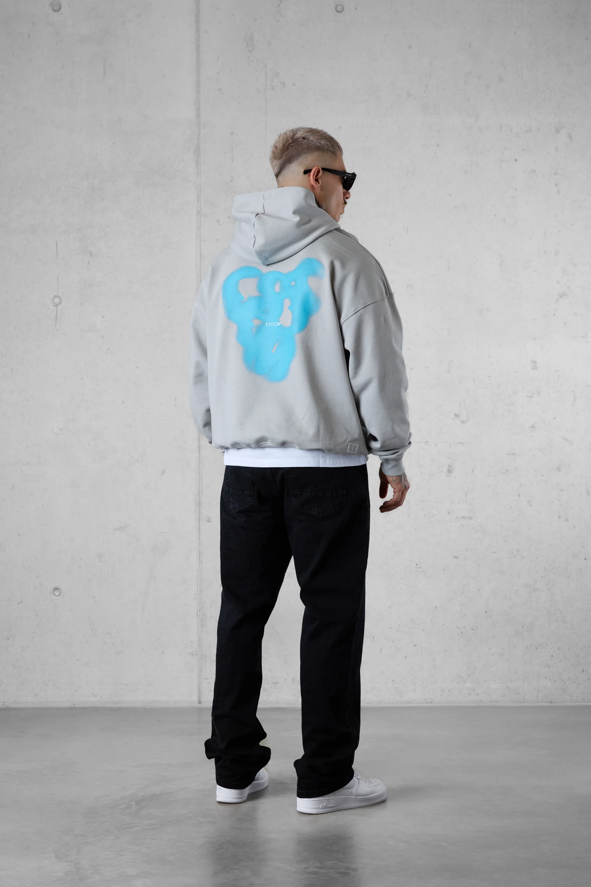 GREY ICED BLURRED HEARTS OVERSIZED HOODIE - Image 3