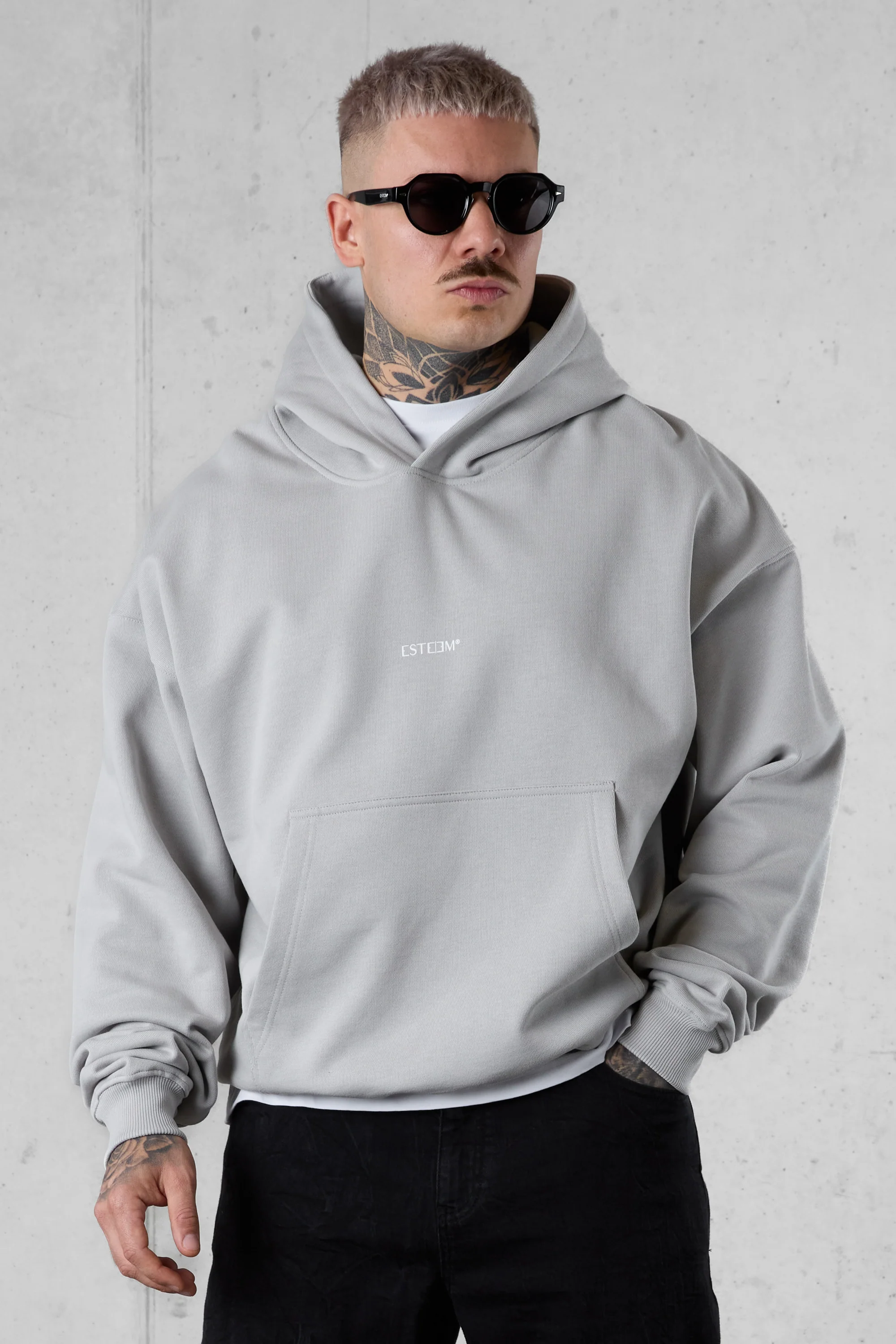 GREY ICED BLURRED HEARTS OVERSIZED HOODIE - Image 4