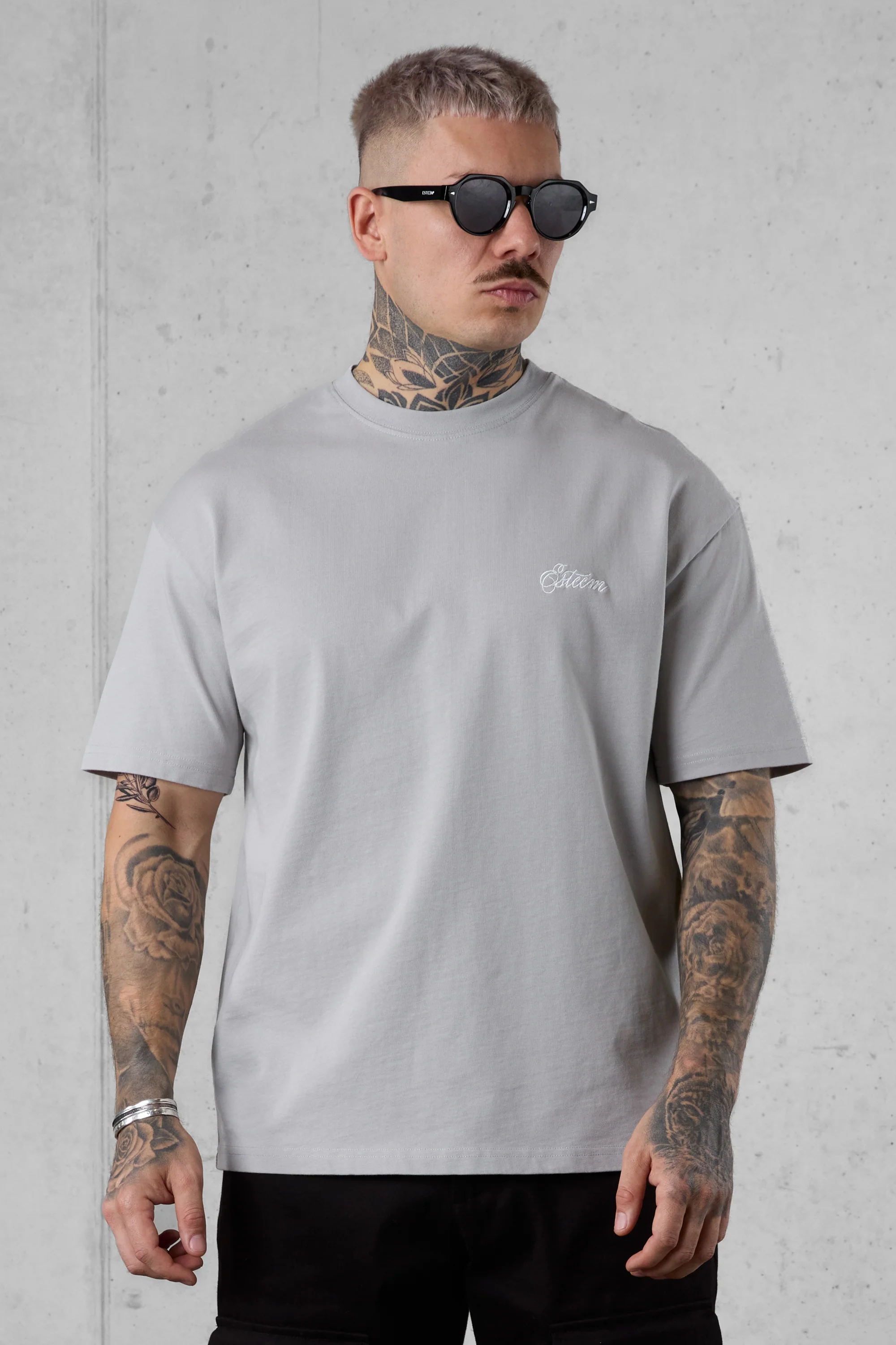 GREY SIGNATURE REGULAR TEE
