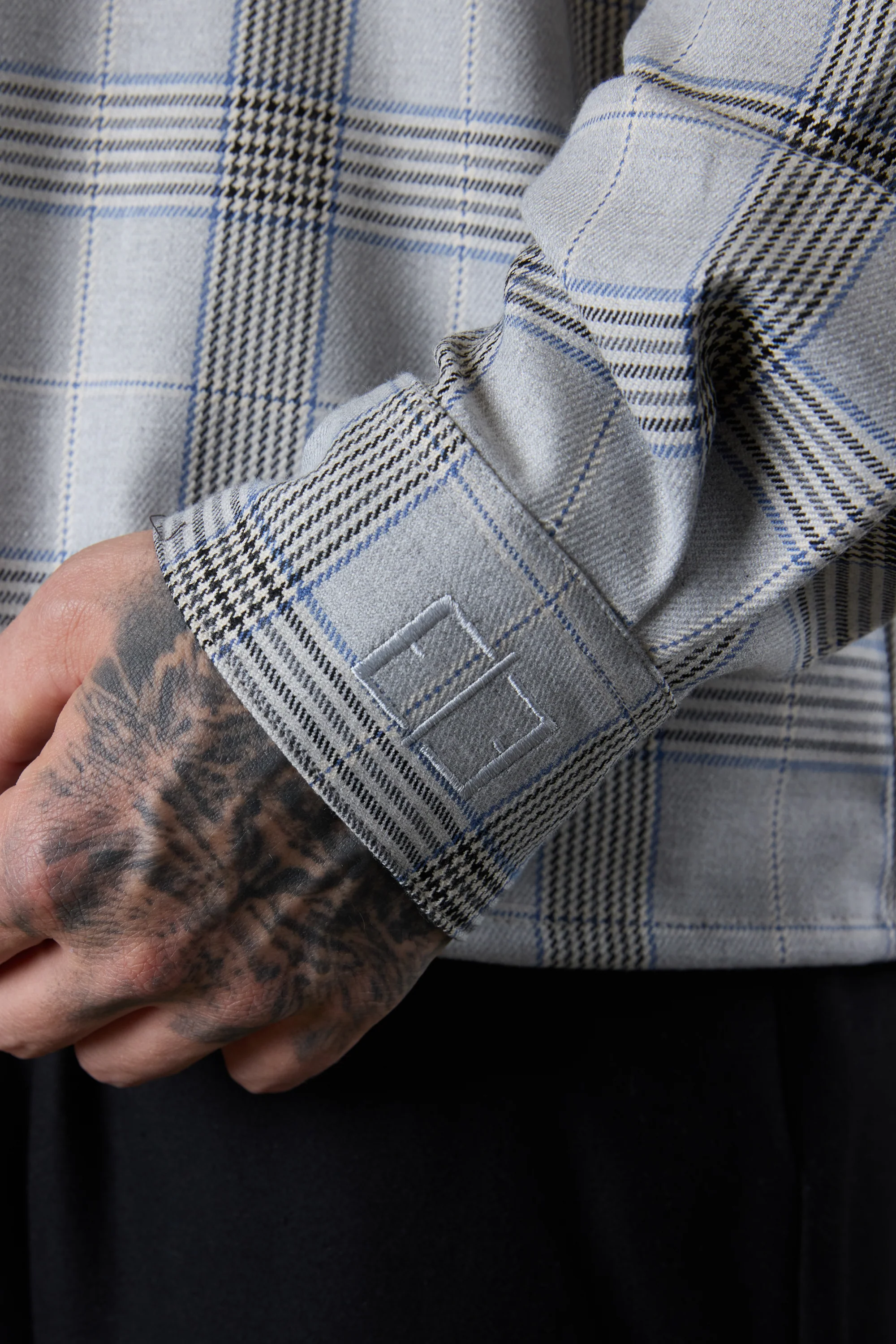 GREYBLUE PLAID OVERSIZED SHIRT - Image 5