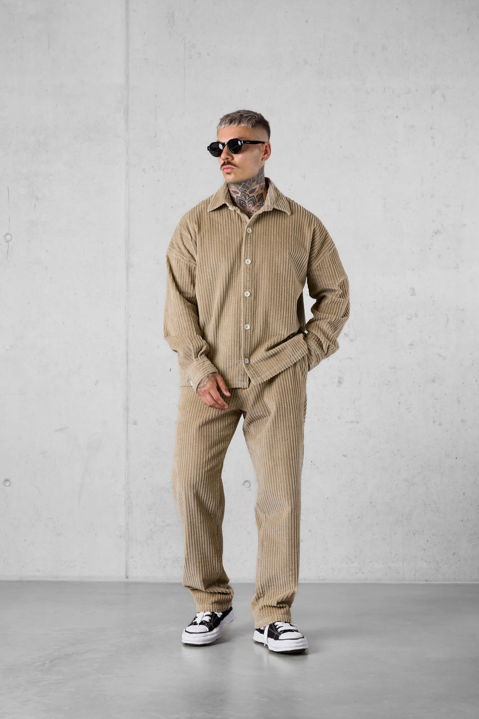 LIGHTBROWN CORD OVERSIZED SHIRT - Image 4