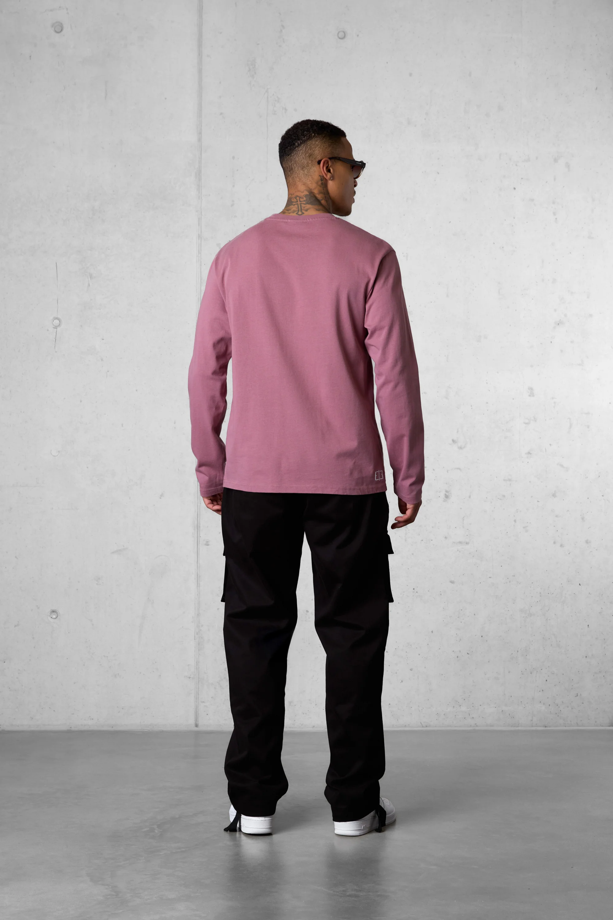 MAUVEROSE SIGNATURE AESTHETICS LONGSLEEVE - Image 4