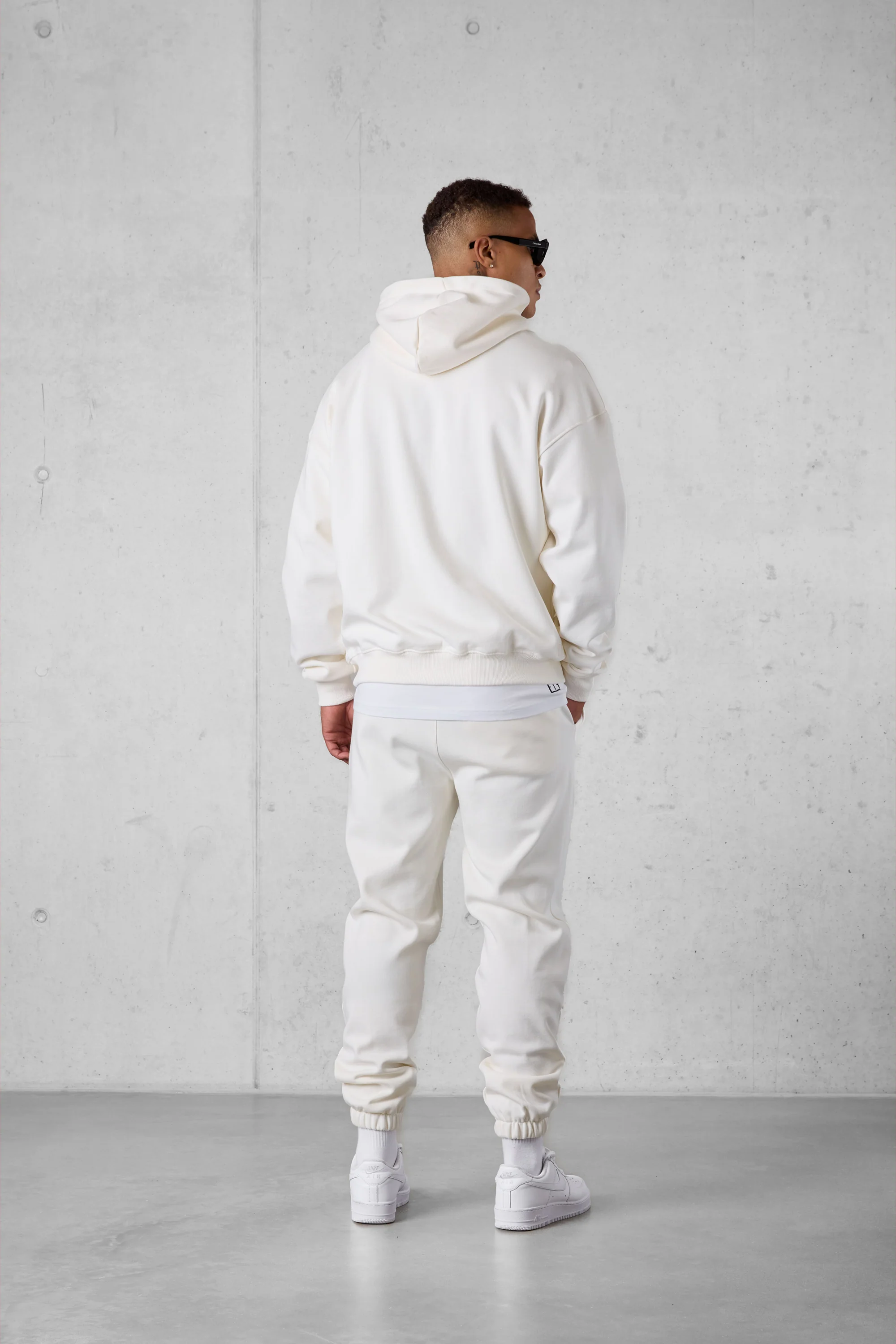 OFFWHITE ESSENTIAL JOGGER - Image 5