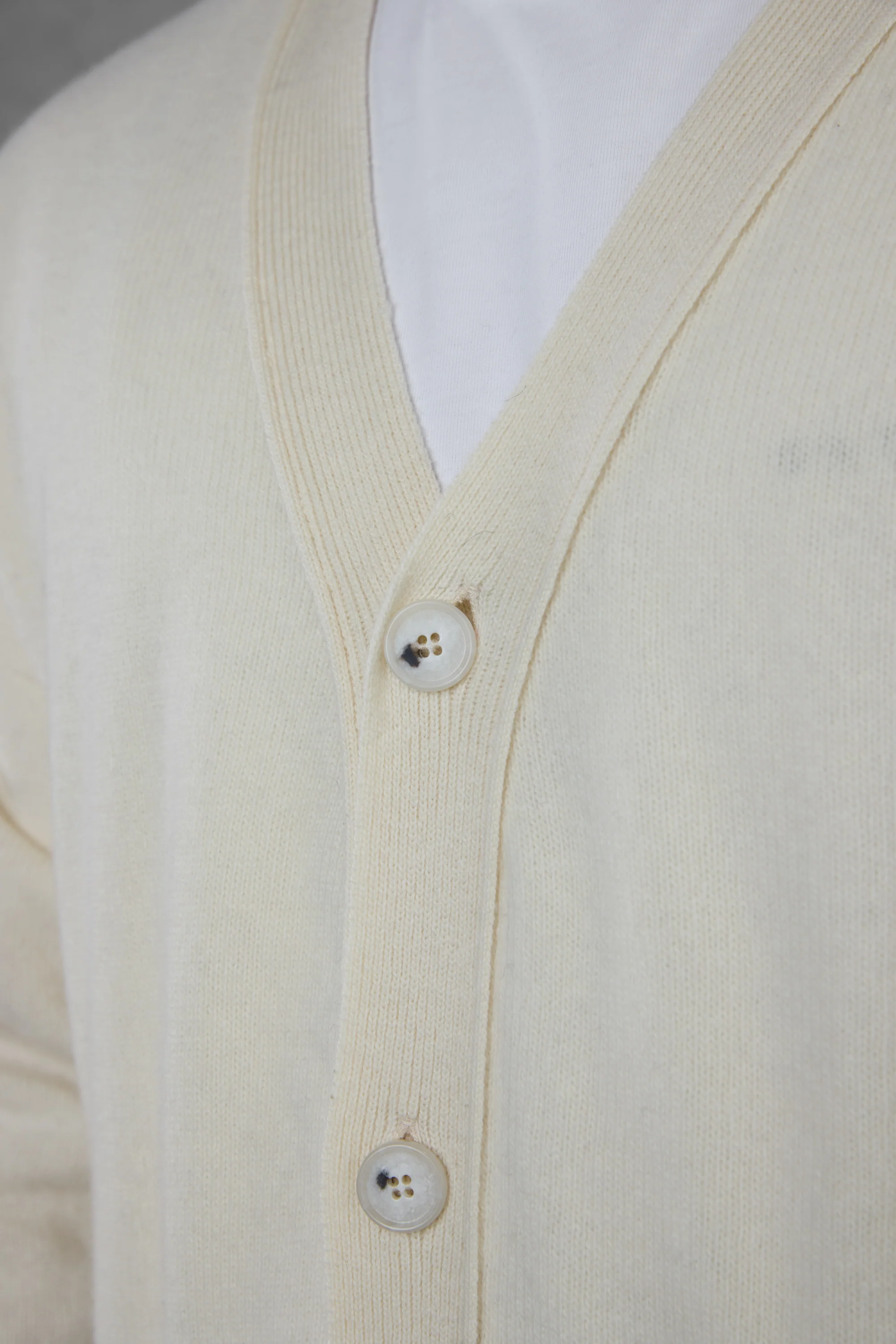 OFFWHITE OVERSIZED KNIT CARDIGAN - Image 3