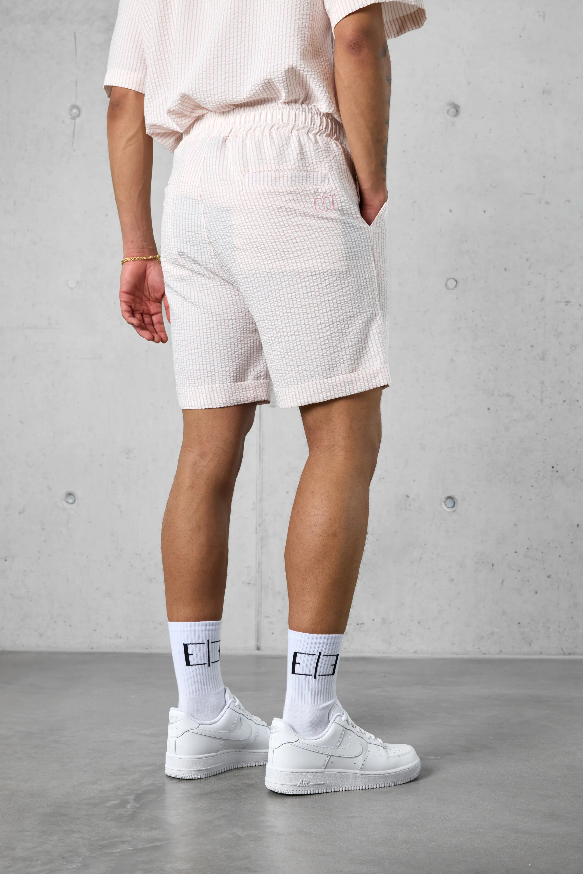 OFFWHITE ROSE STRIPED SHORTS - Image 4