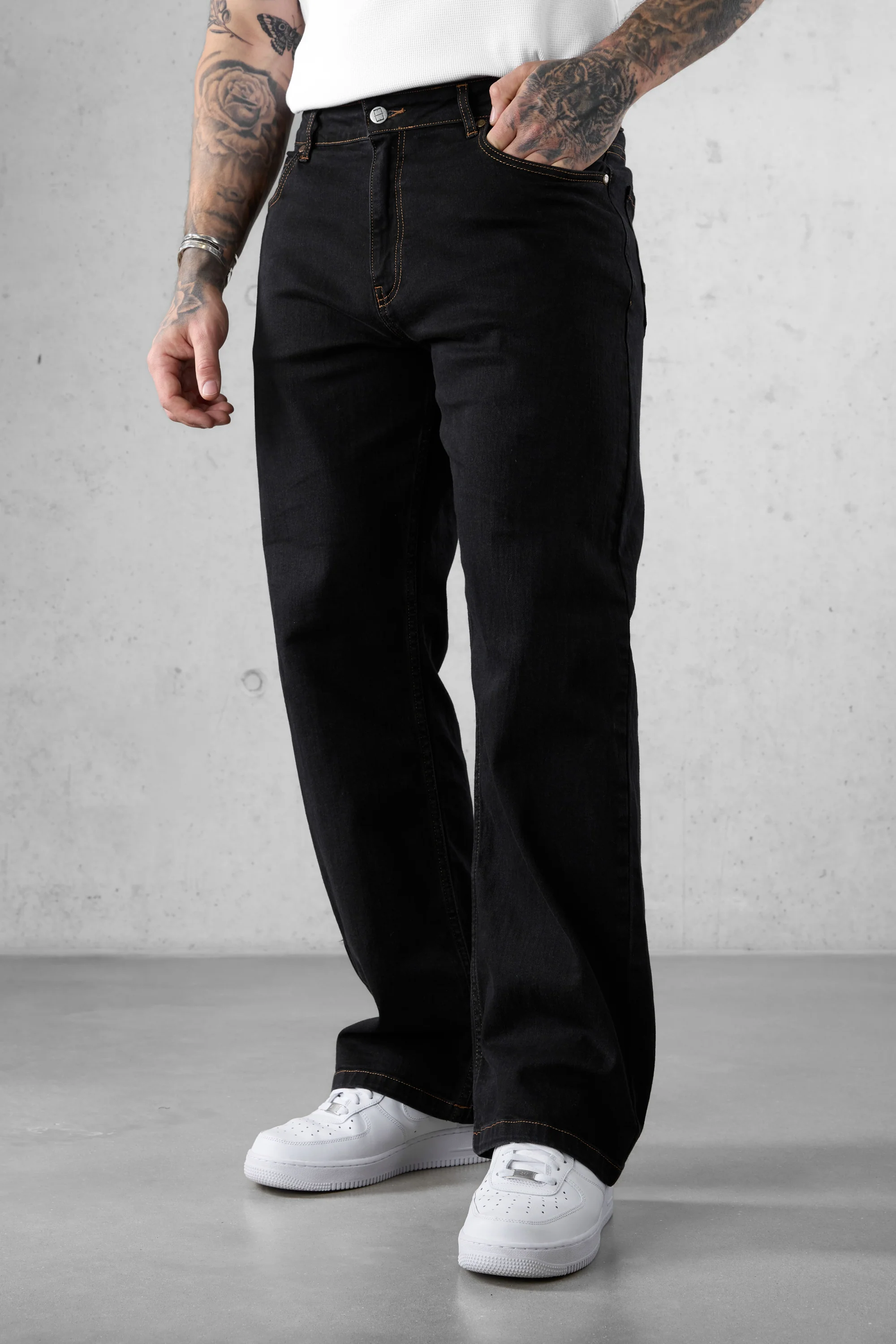 WASHED BLACK CONTRAST LOOSE JEANS - Image 3