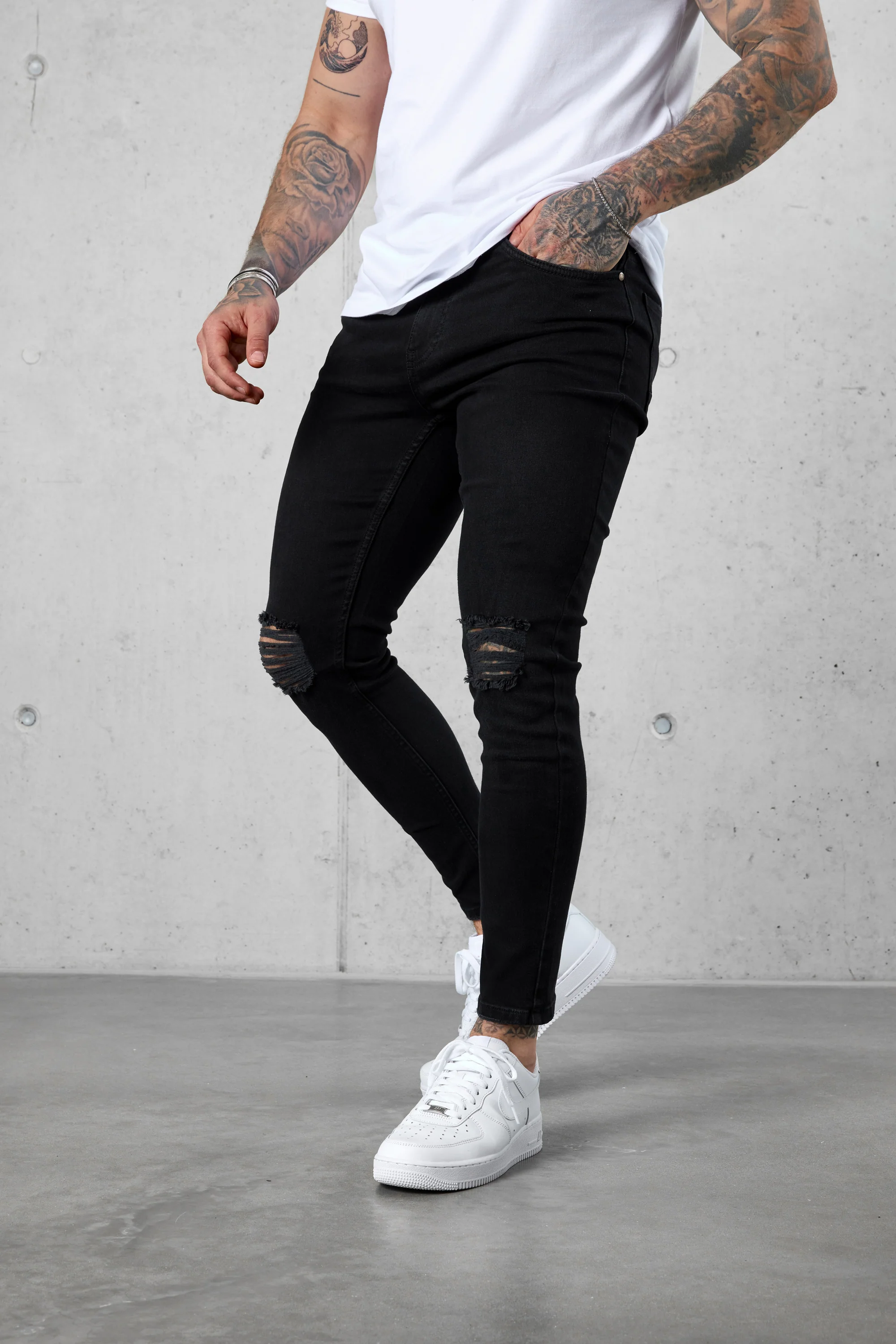 WASHED BLACK DESTROYED JEANS 5.0 - Image 3