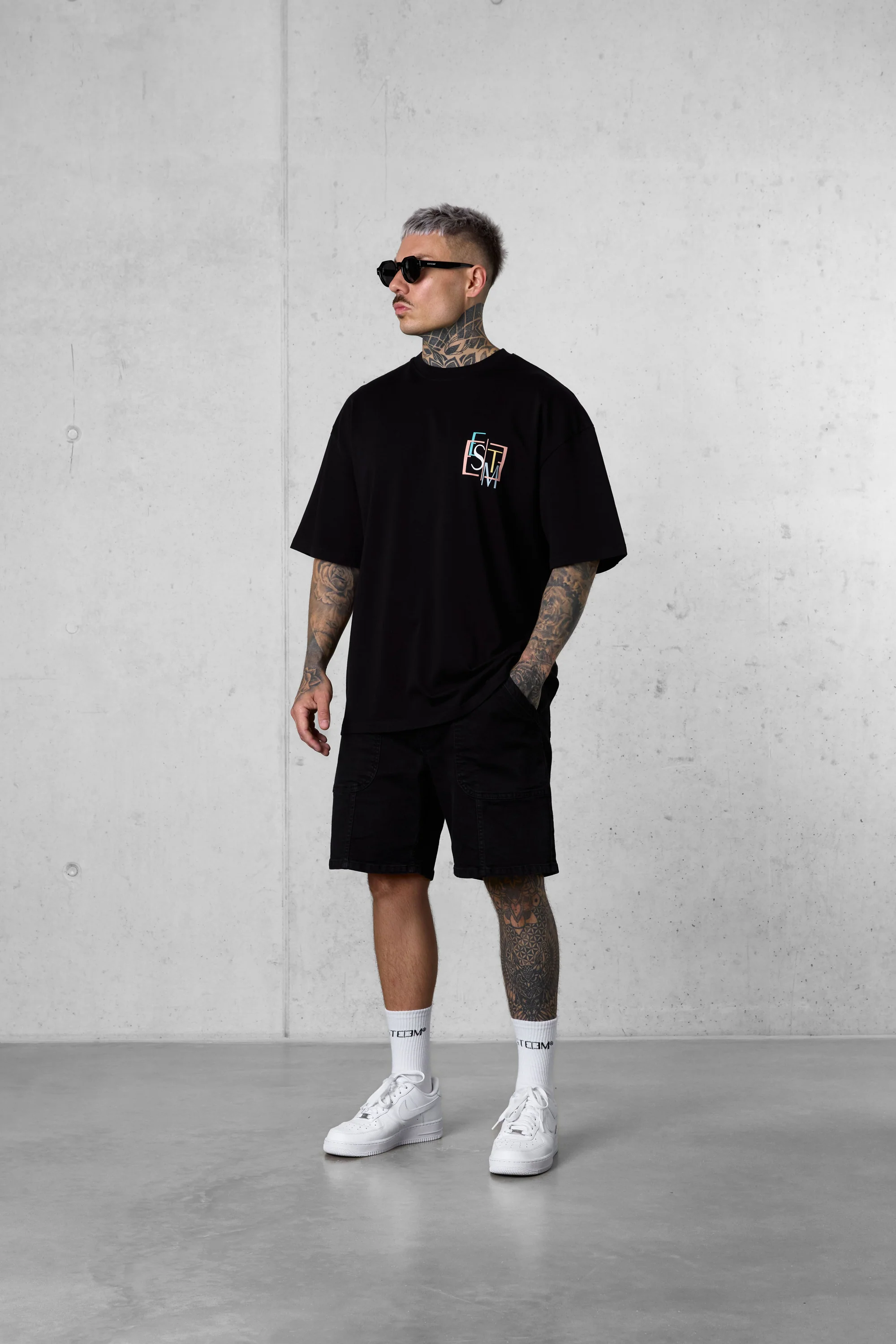 WASHED BLACK SEAMS JEANSSHORTS - Image 2