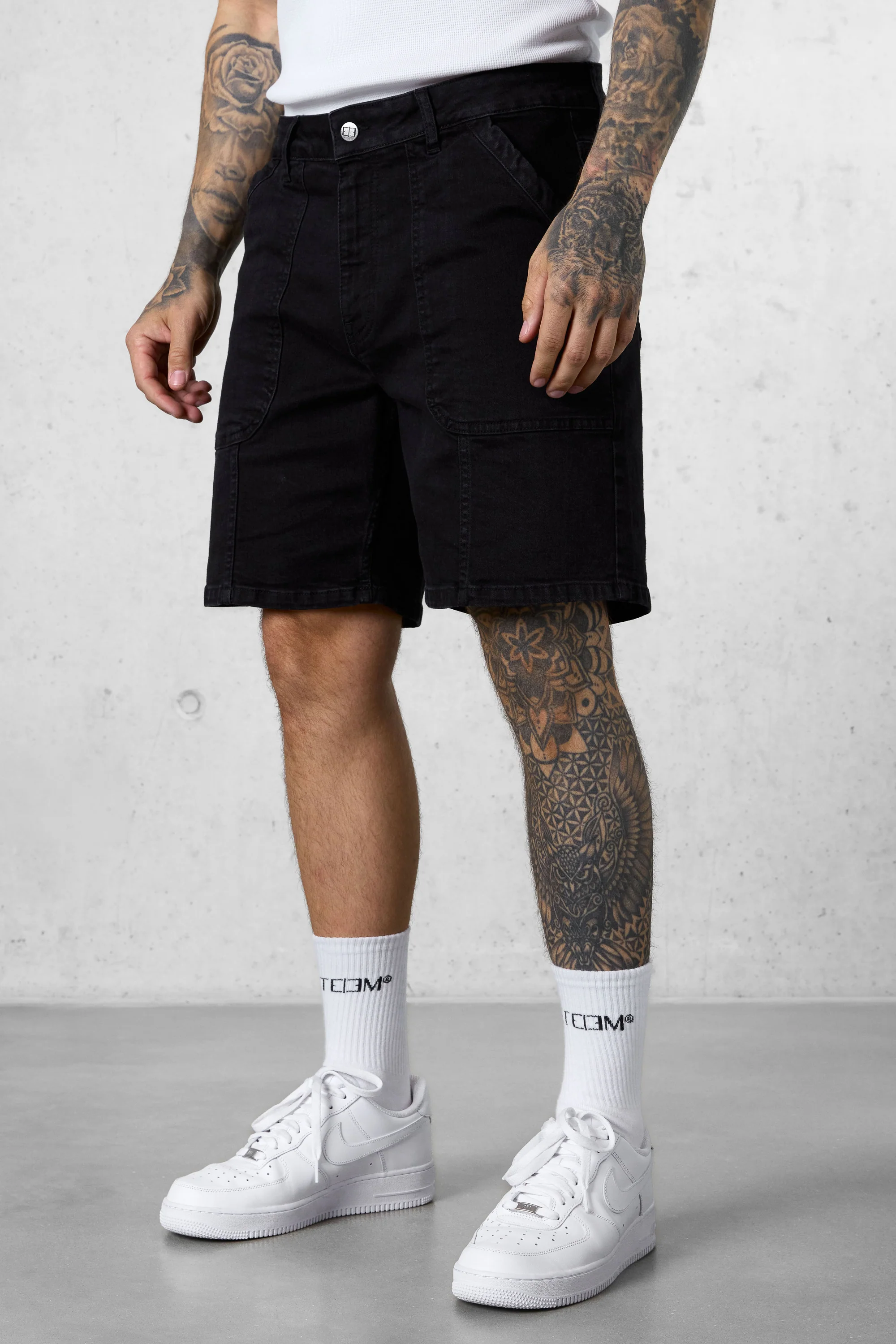 WASHED BLACK SEAMS JEANSSHORTS - Image 3