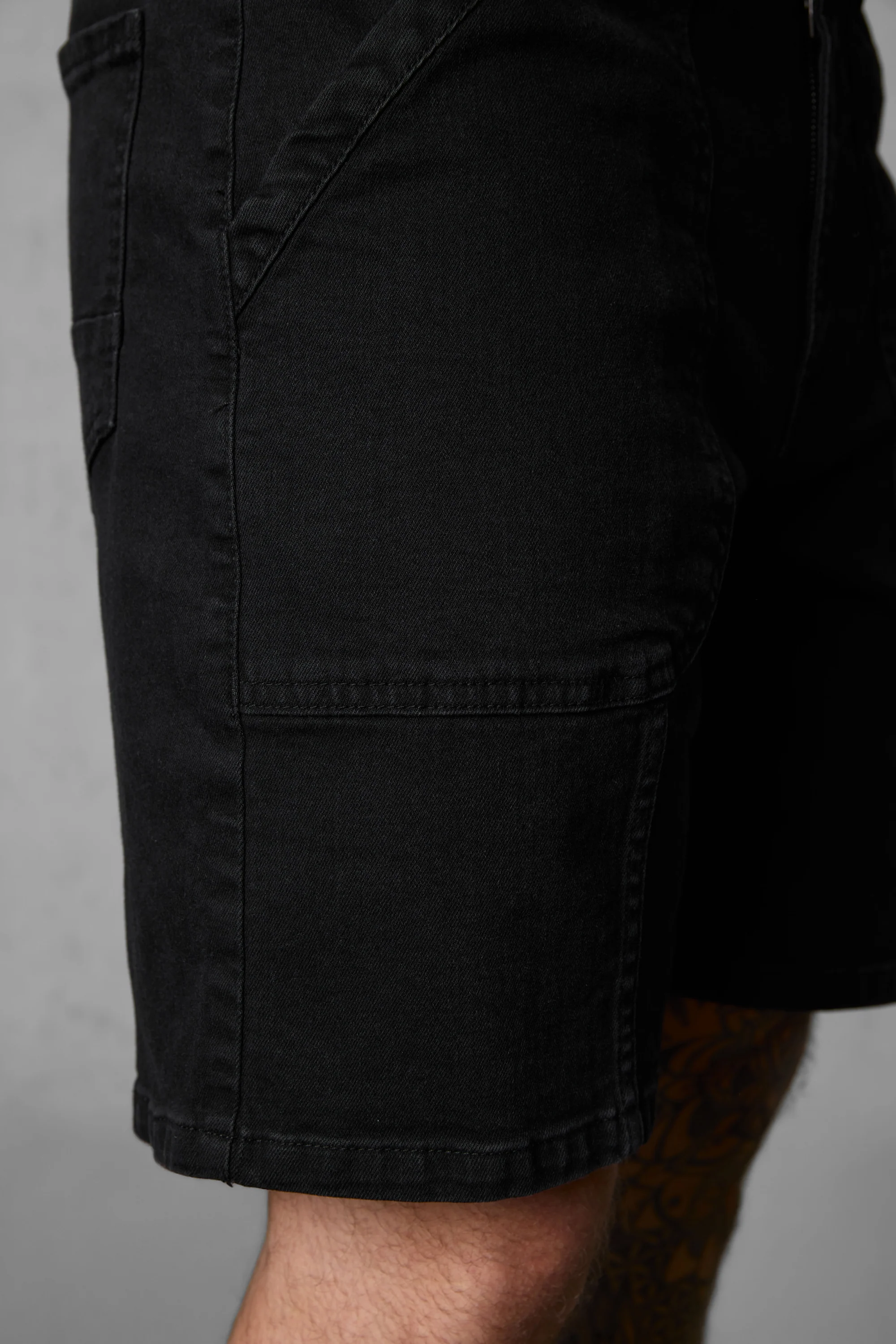 WASHED BLACK SEAMS JEANSSHORTS - Image 5