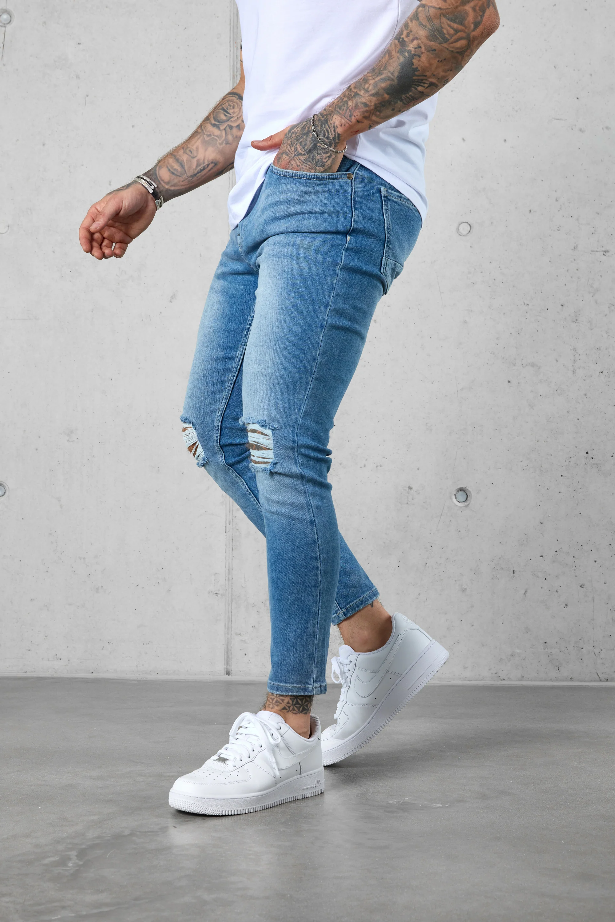 WASHED BLUE DESTROYED JEANS 5.0 - Image 3