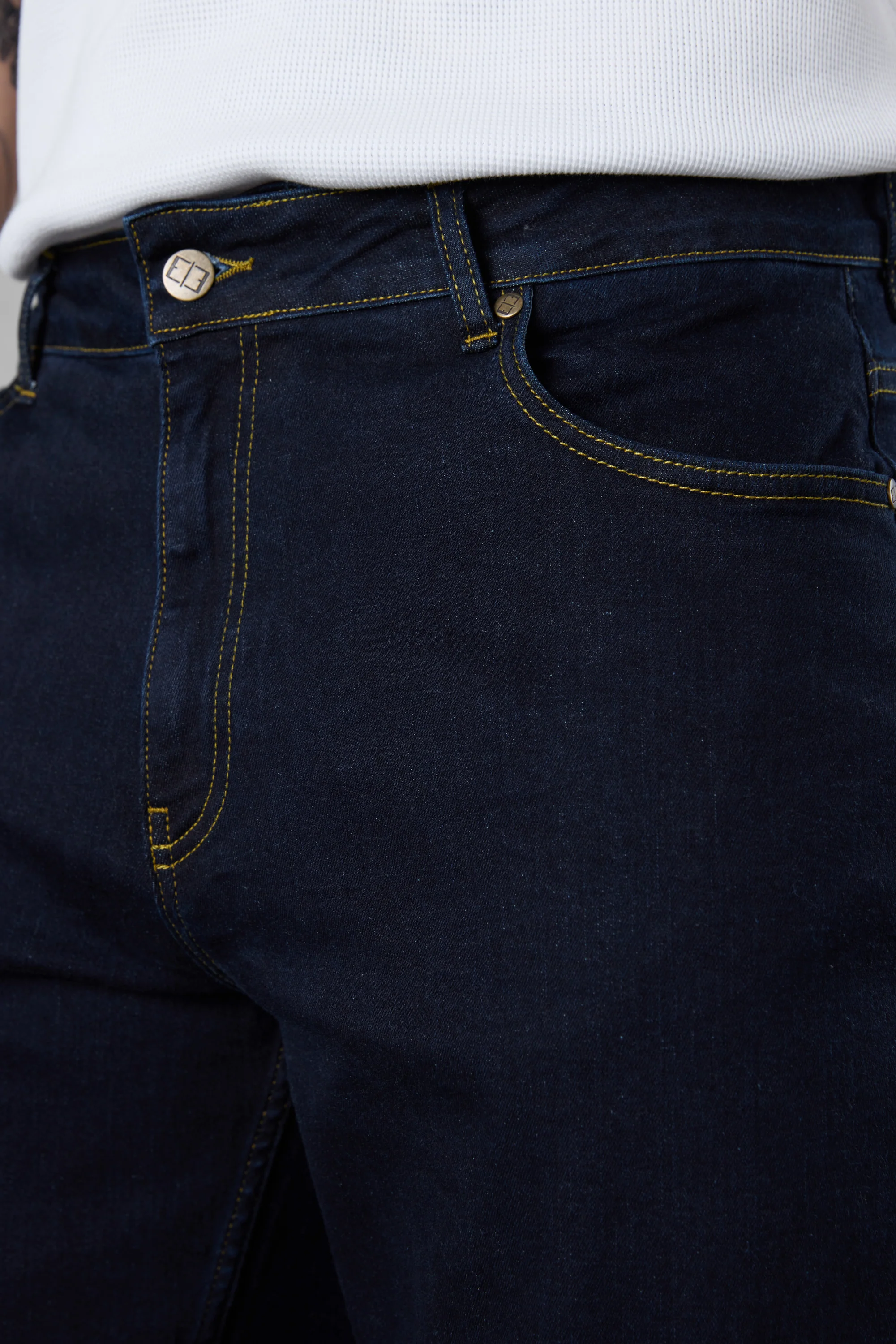 WASHED DARKBLUE CONTRAST LOOSE JEANS - Image 5