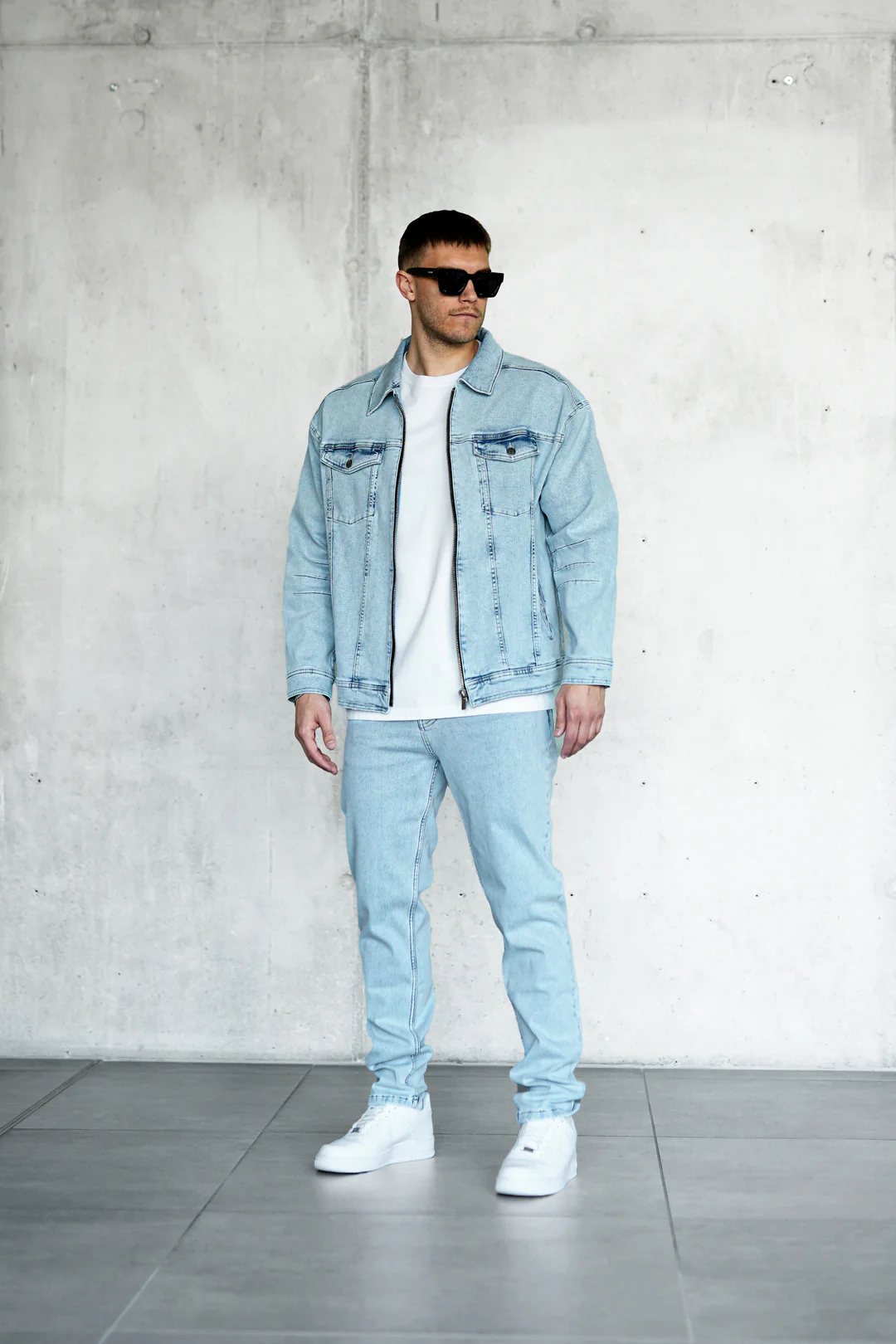 WASHED ICEBLUE JEANS JACKET - Image 3