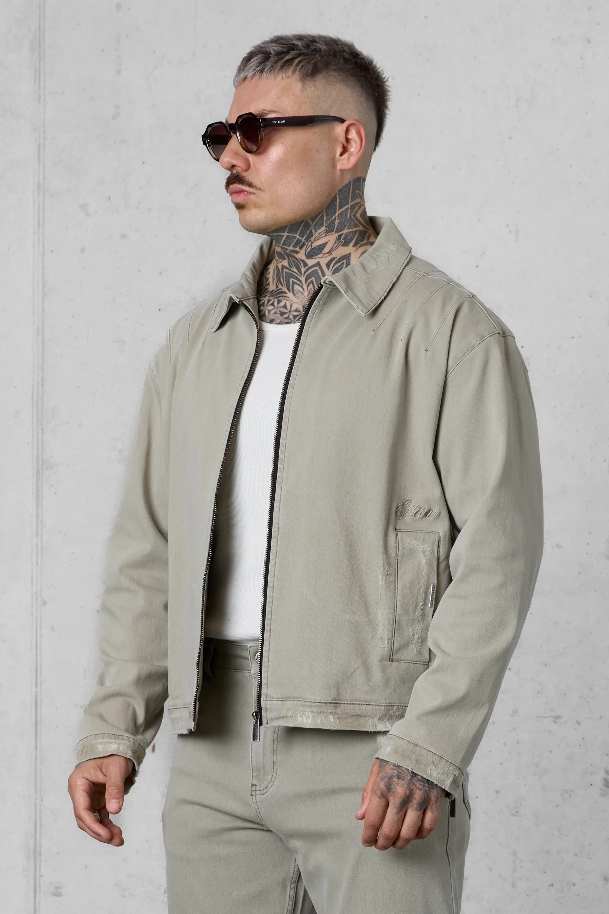 WASHED OLIVE DESTROYED JEANS JACKET