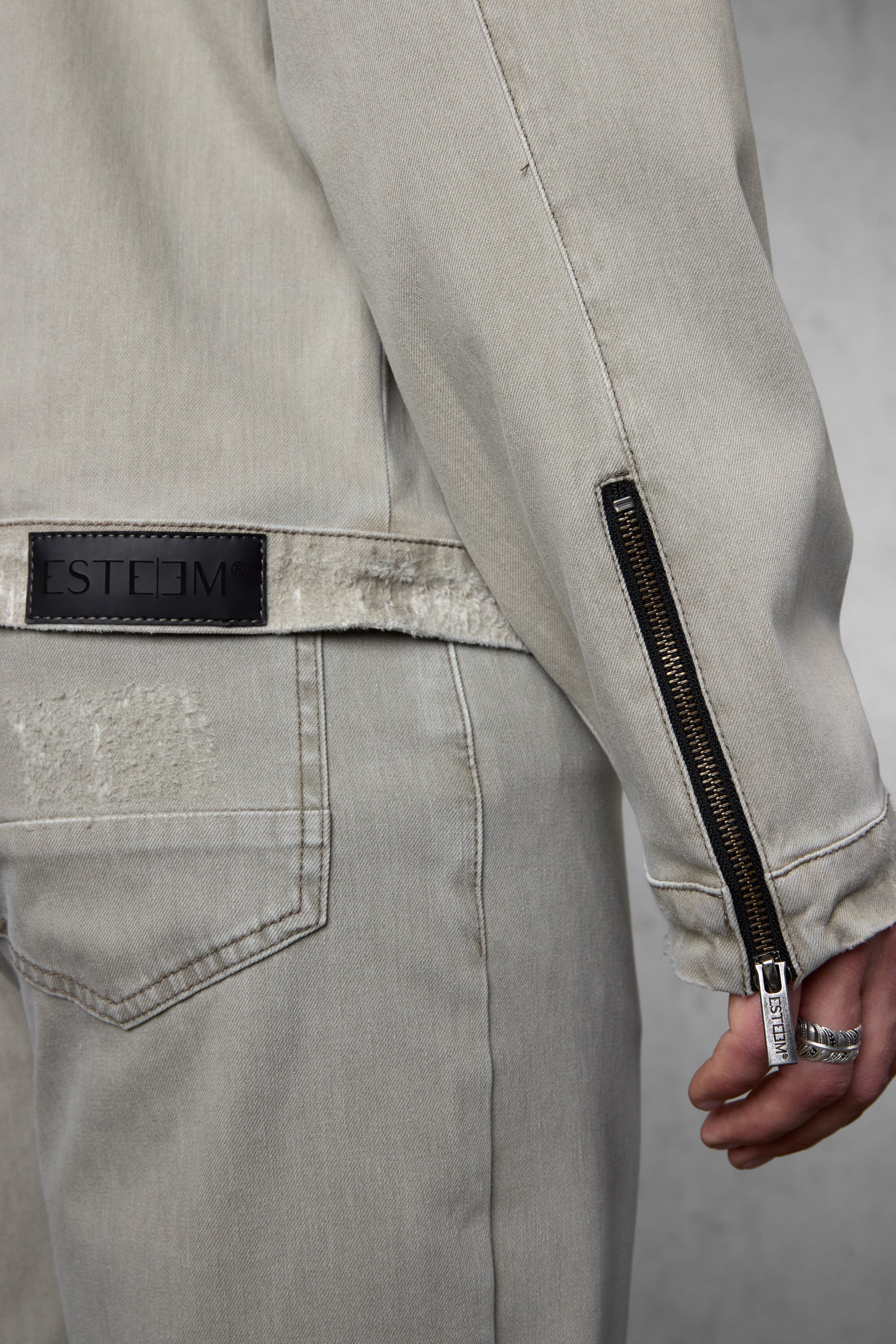 WASHED OLIVE DESTROYED JEANS JACKET - Image 8