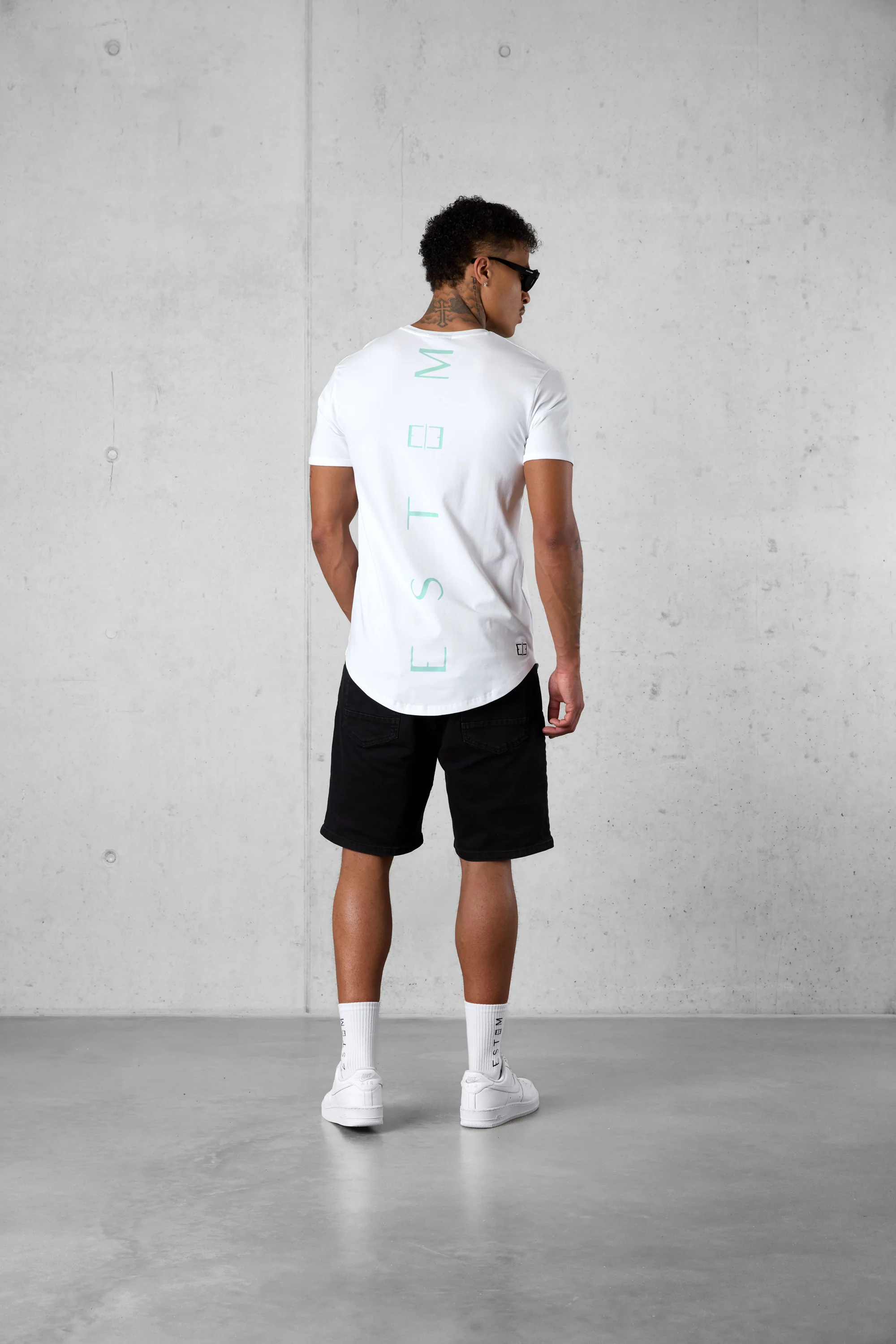 WHITE BEACHGREEN VERTICAL TEE - Image 4