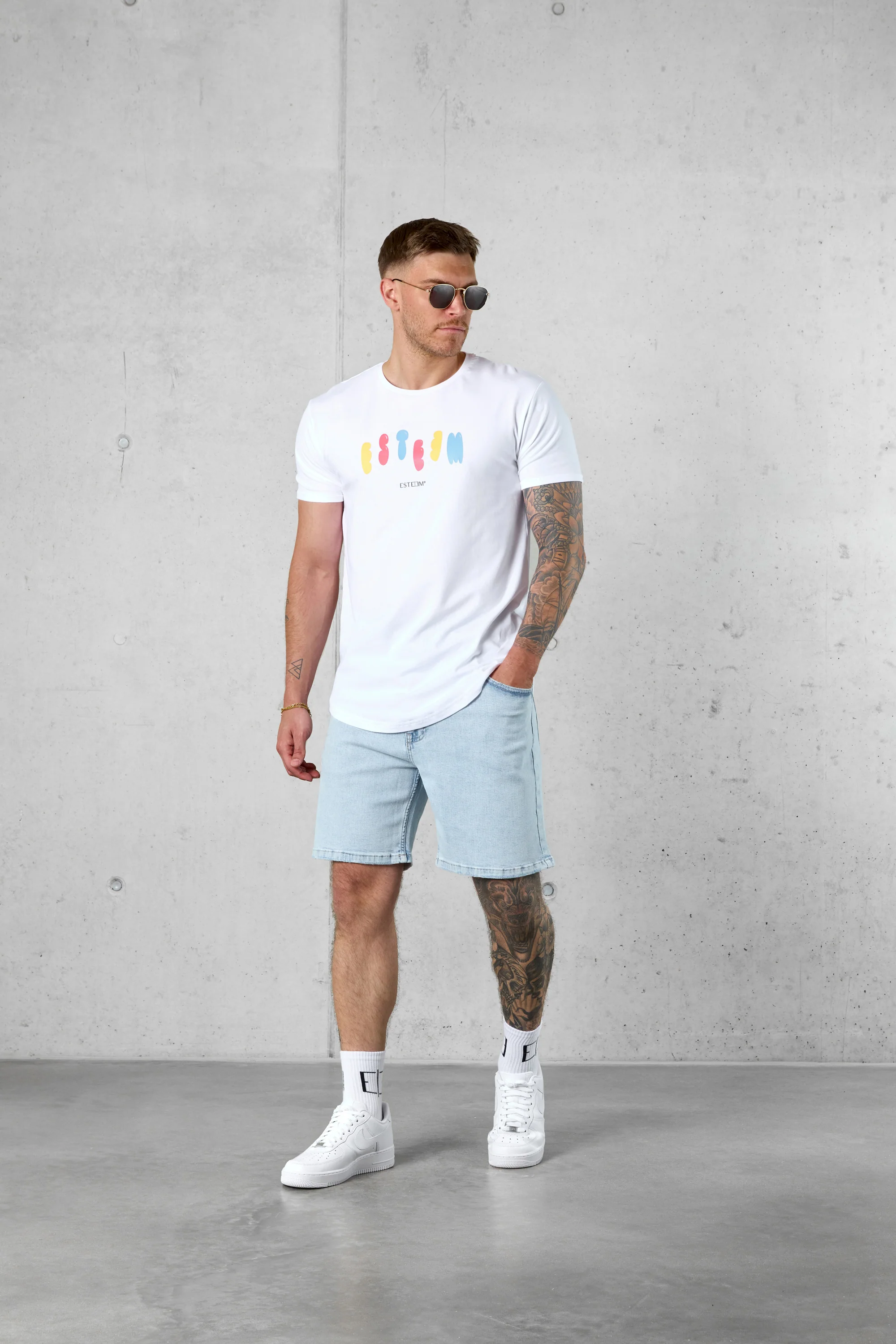 WHITE COLORED BLOWN-UP TEE - Image 3