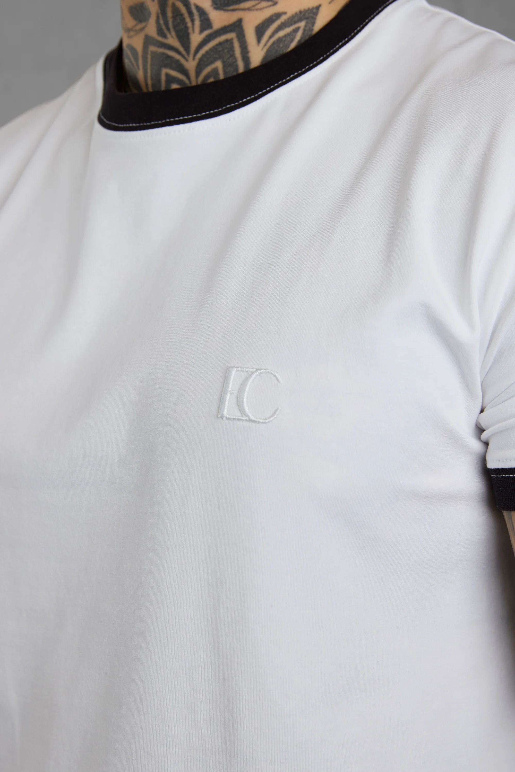 WHITE CONTRAST TEE - Image 2