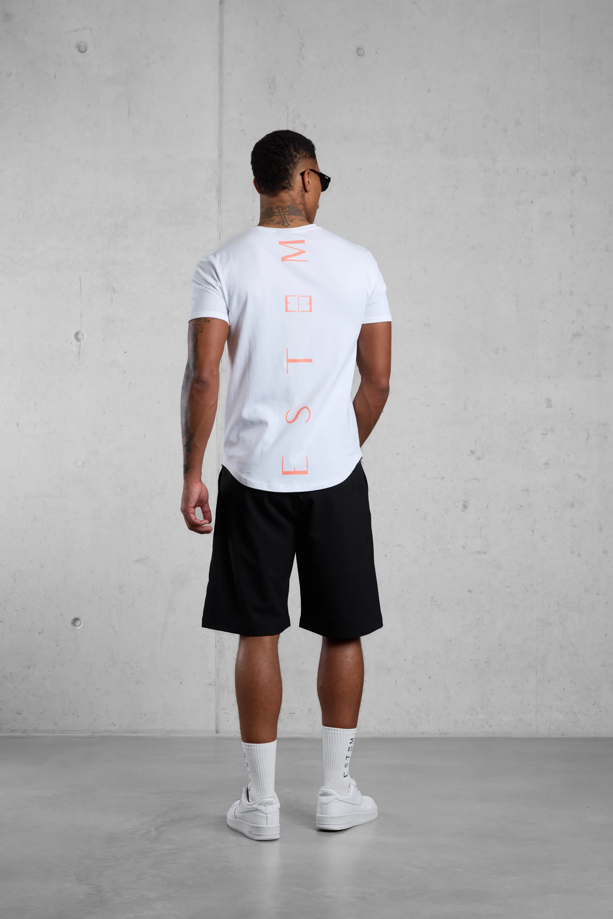 WHITE CORAL VERTICAL TEE - Image 4