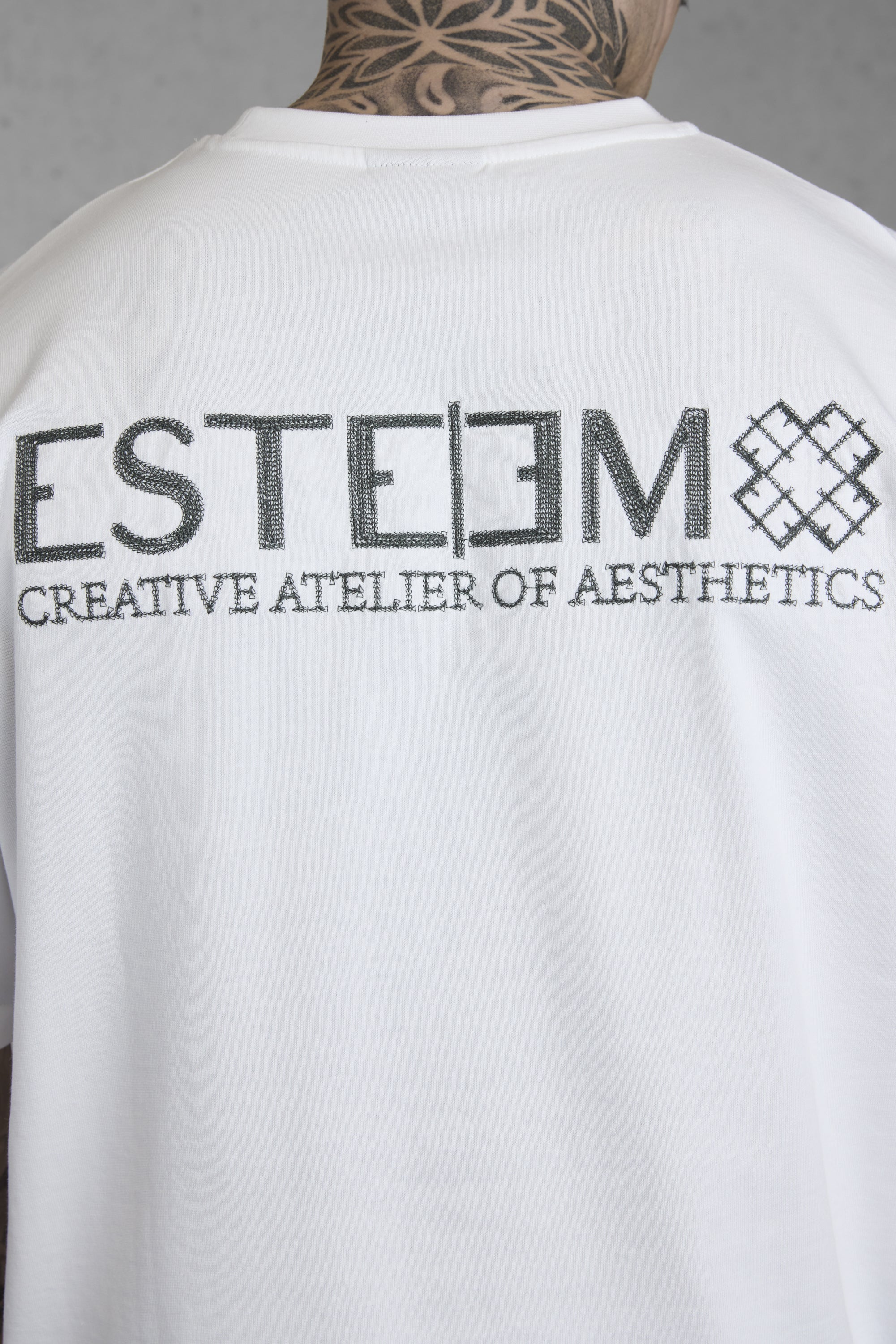 WHITE CREATIVE ATELIER OVERSIZED TEE - Image 2