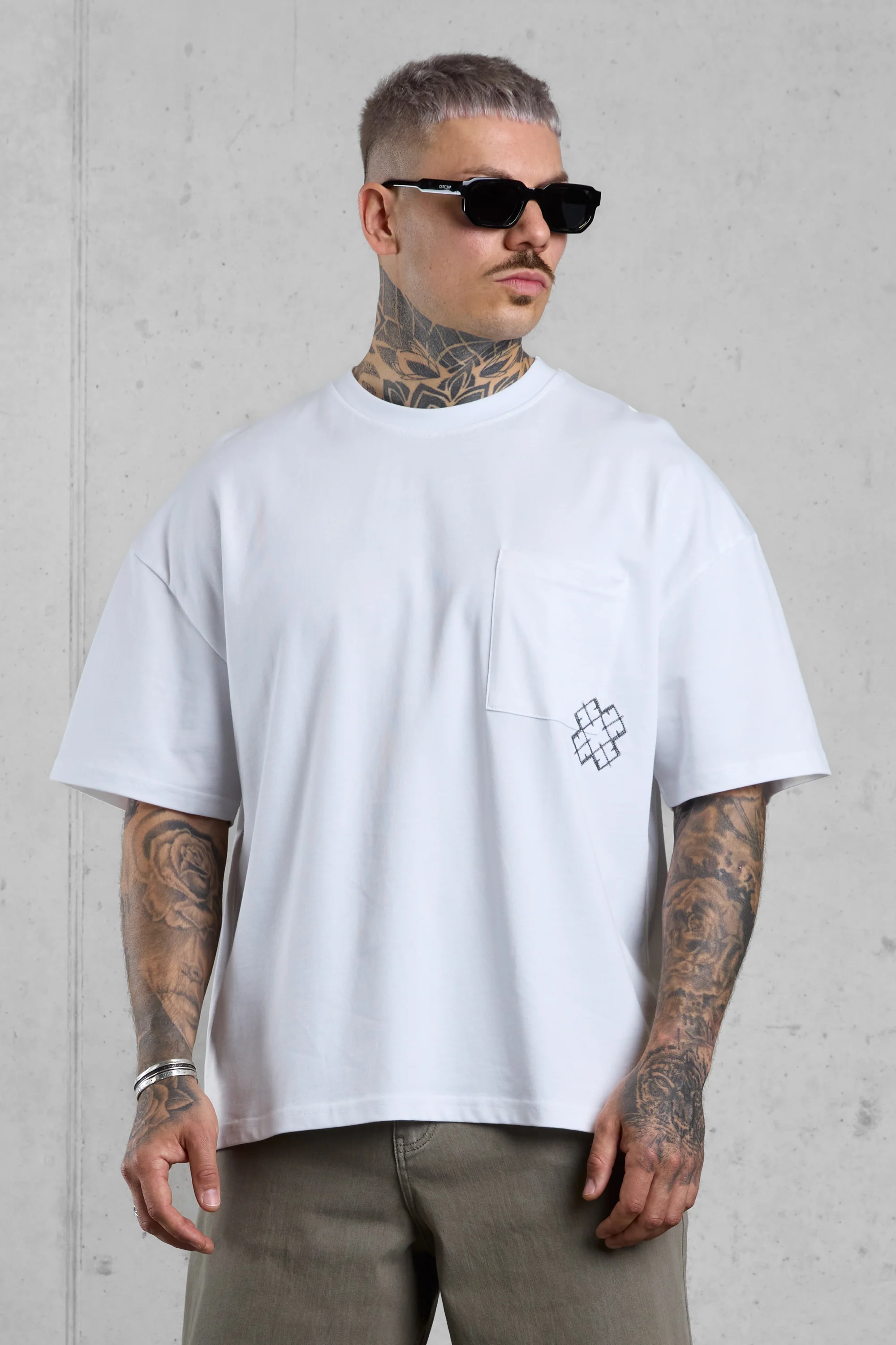 WHITE CREATIVE ATELIER OVERSIZED TEE - Image 4