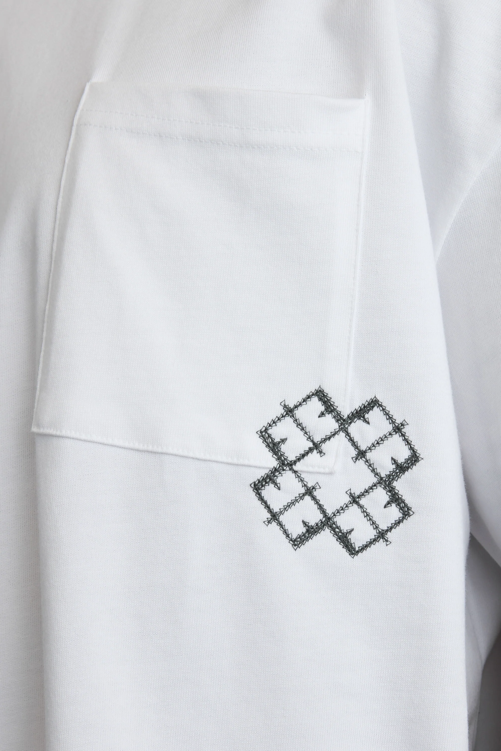 WHITE CREATIVE ATELIER OVERSIZED TEE - Image 6