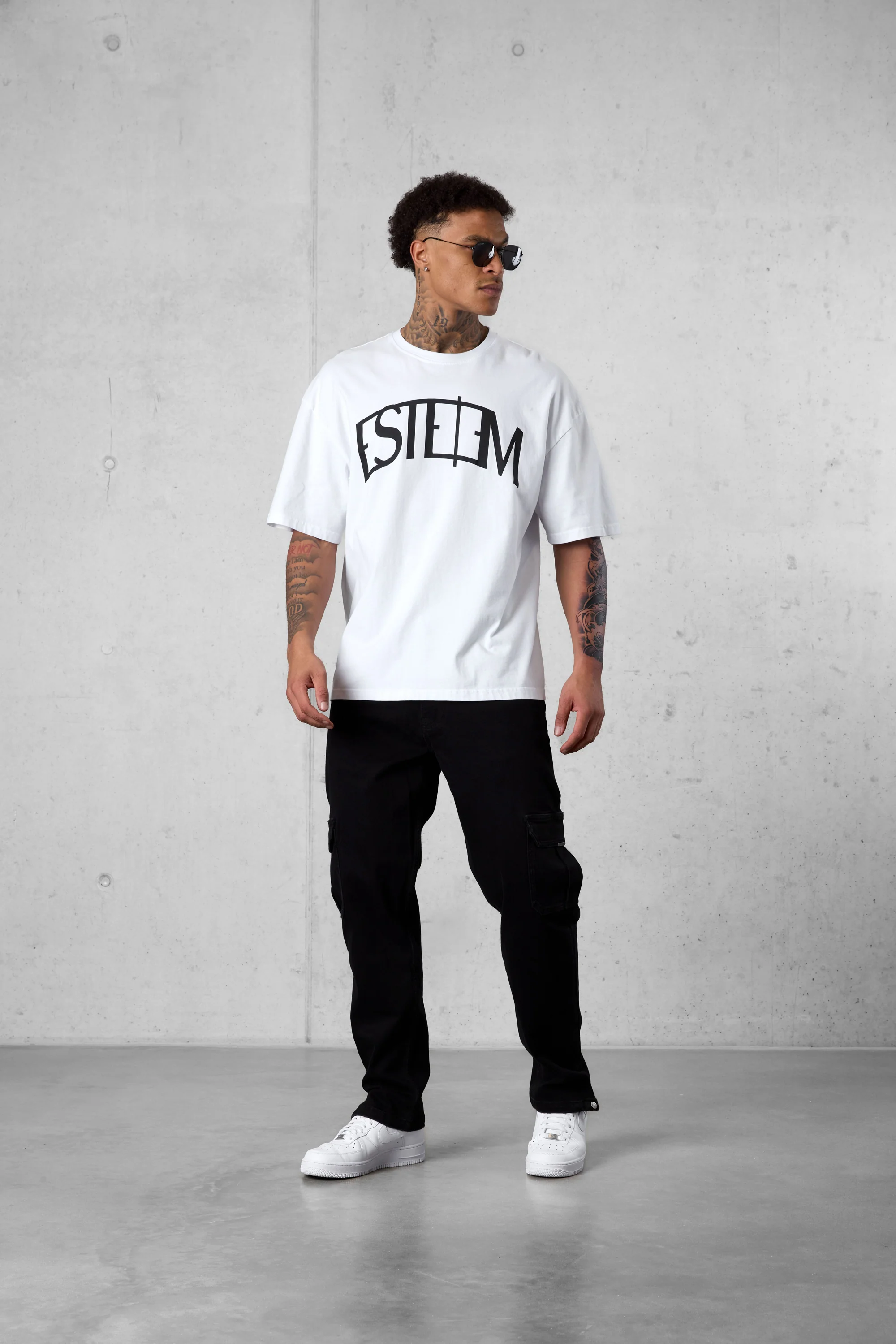 WHITE CURVE OVERSIZED TEE - Image 3