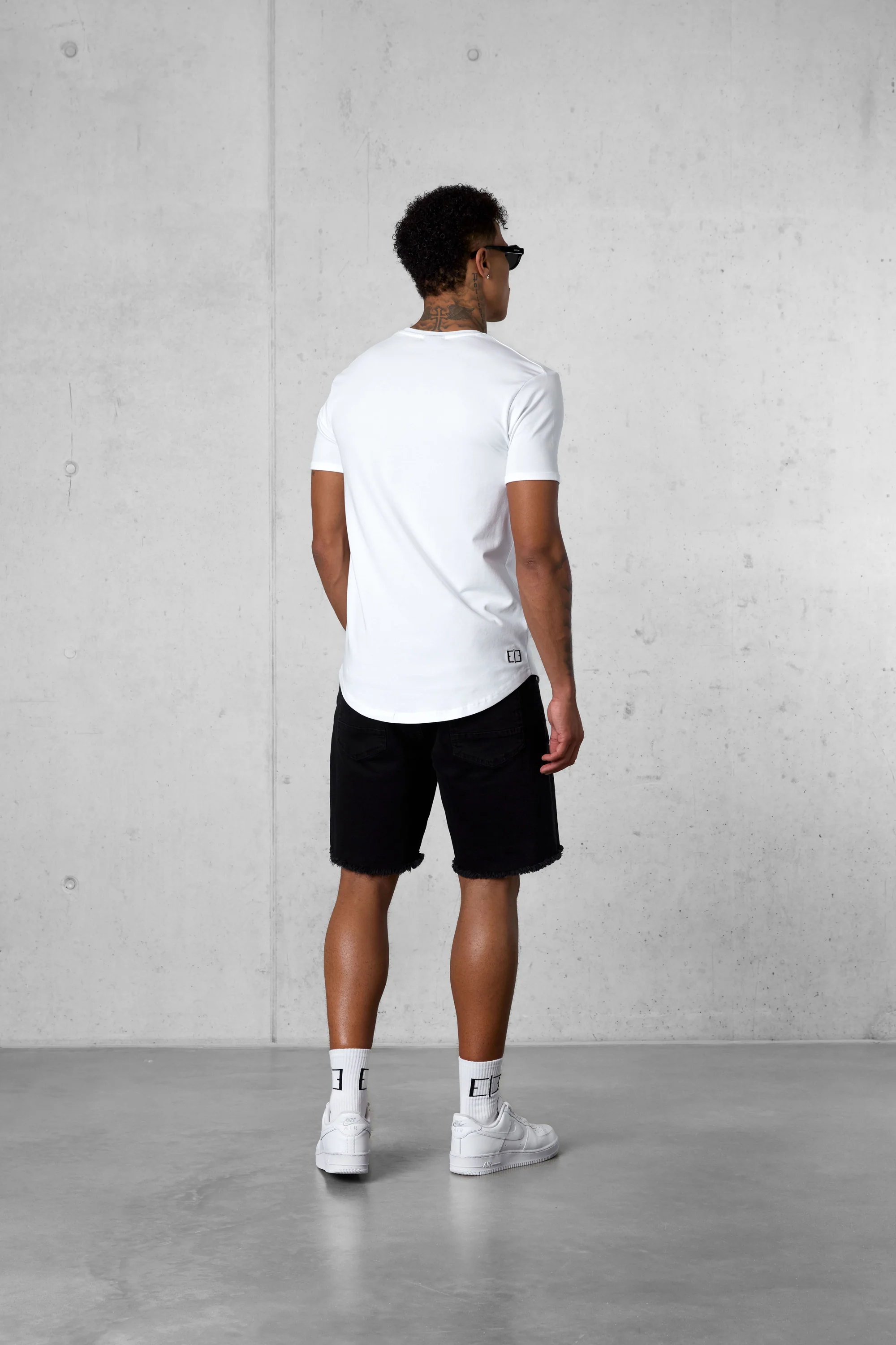 WHITE DOUBLE PALM LOGO TEE - Image 4