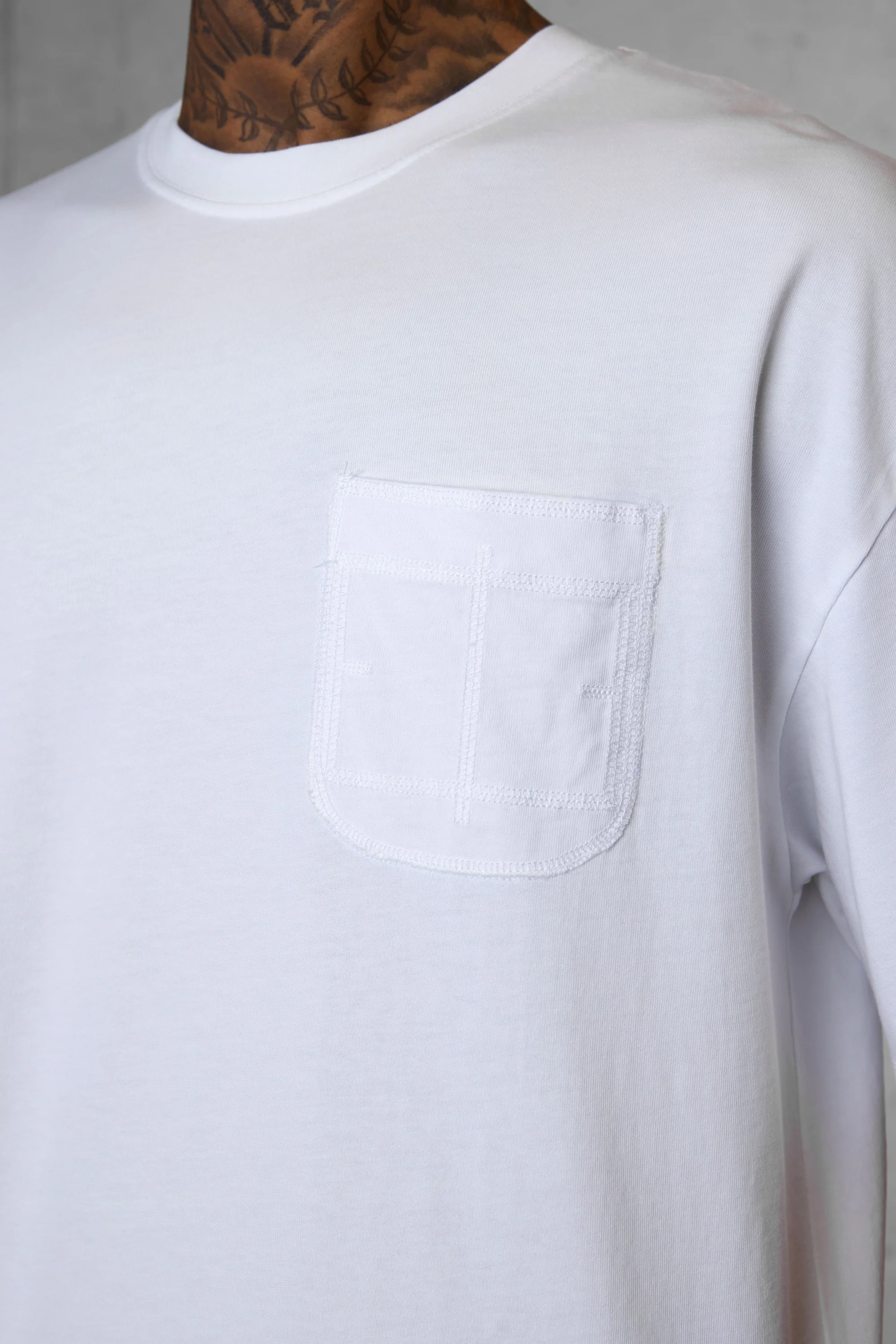 WHITE ICON POCKET OVERSIZED TEE - Image 2