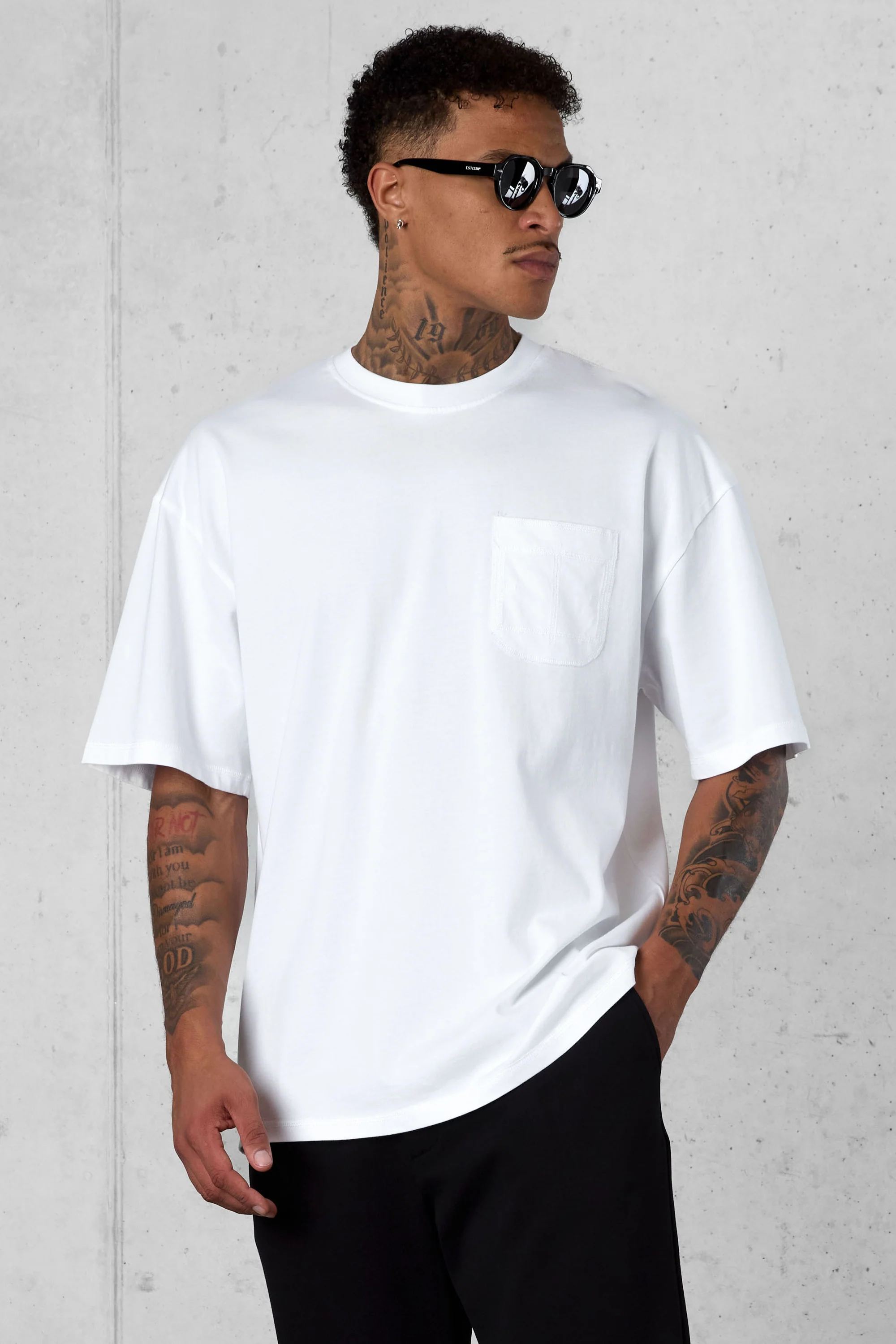 WHITE ICON POCKET OVERSIZED TEE - Image 4