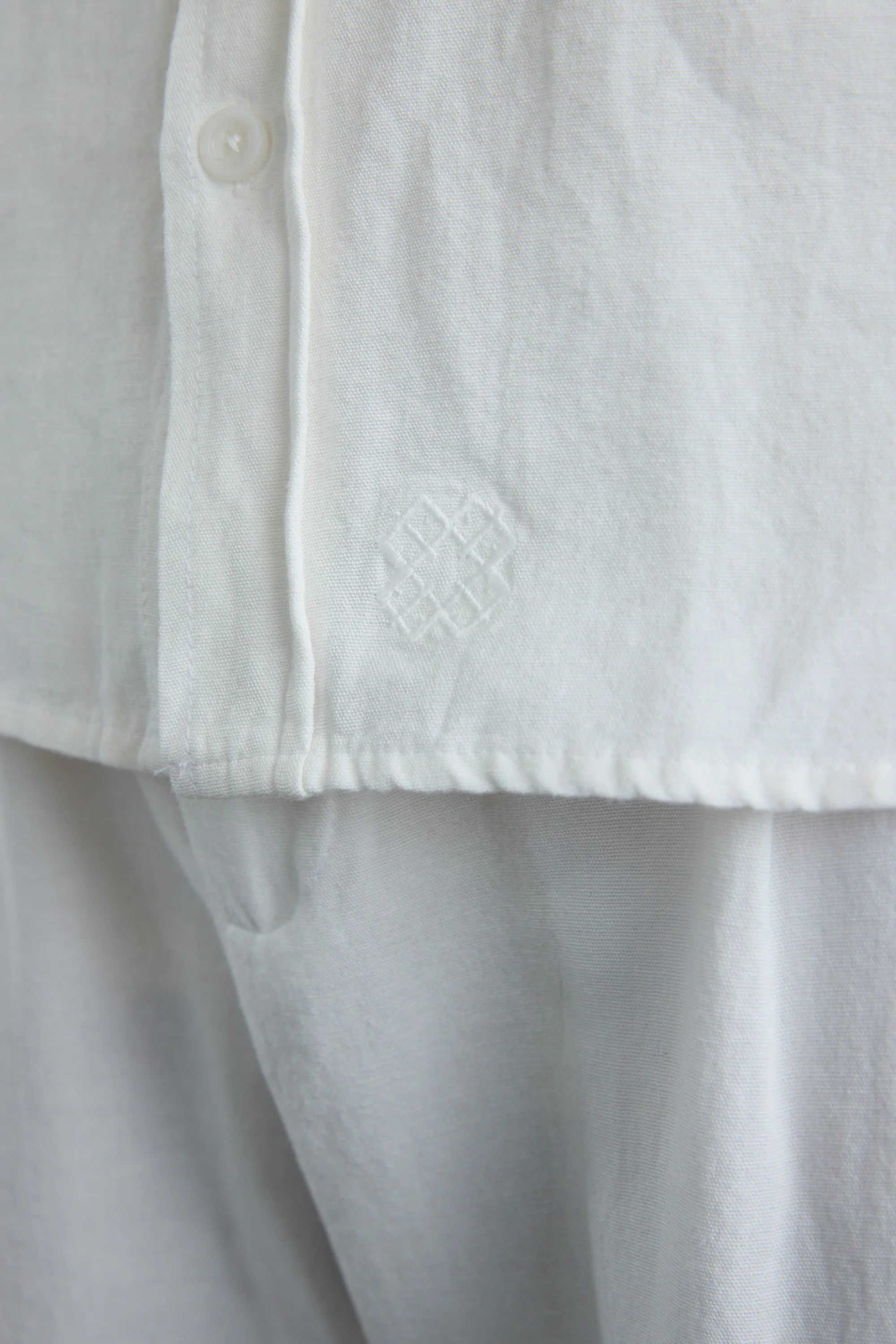 WHITE LINEN SHIRT - Image 3