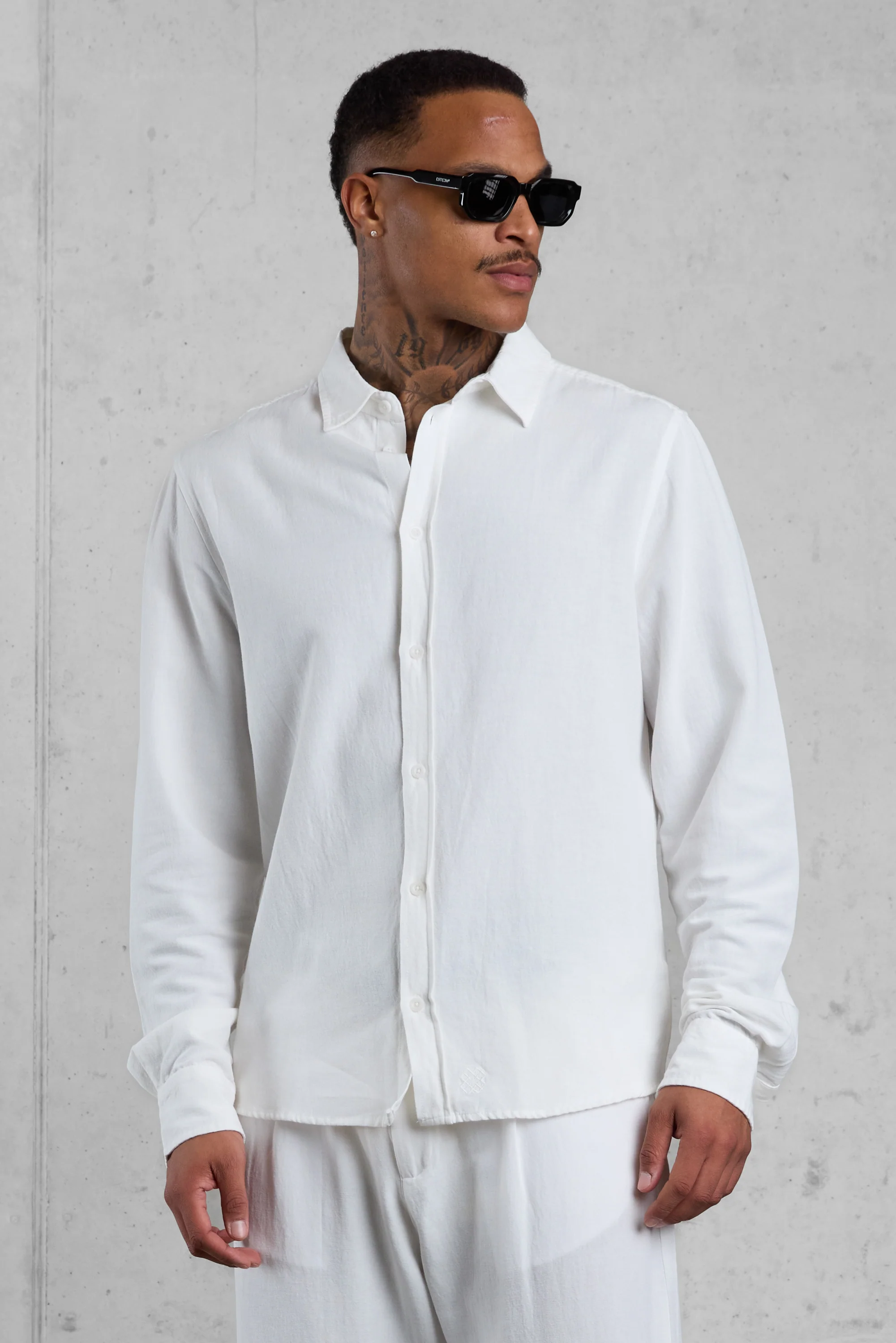 WHITE LINEN SHIRT - Image 6