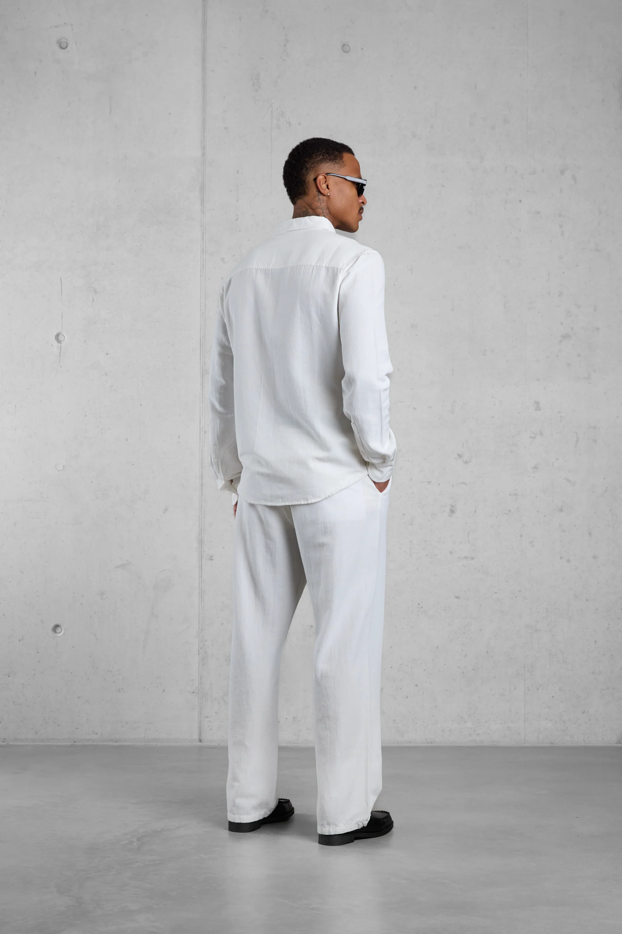 WHITE LINEN SHIRT - Image 8