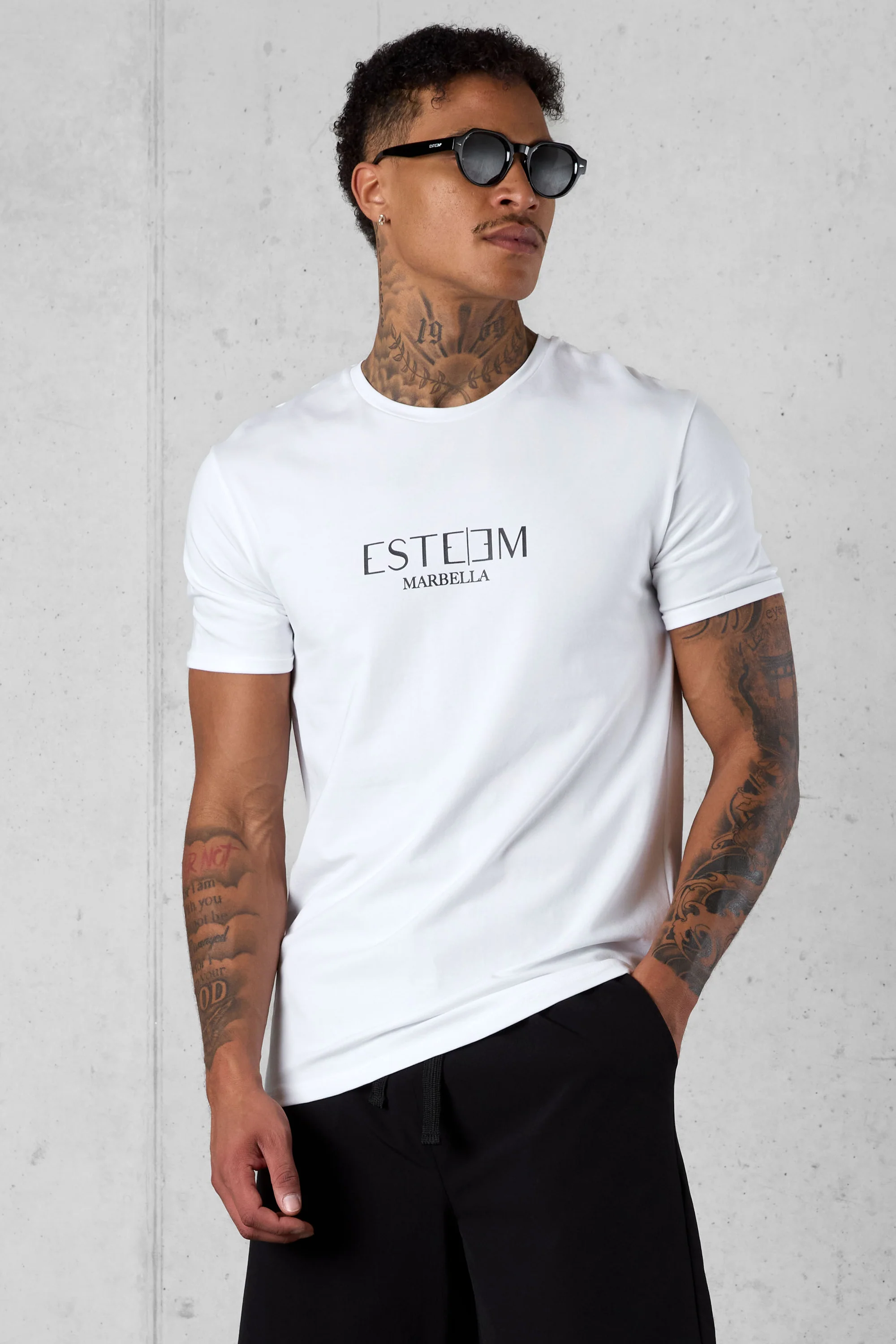 WHITE MARBELLA LOGO TEE - Image 3