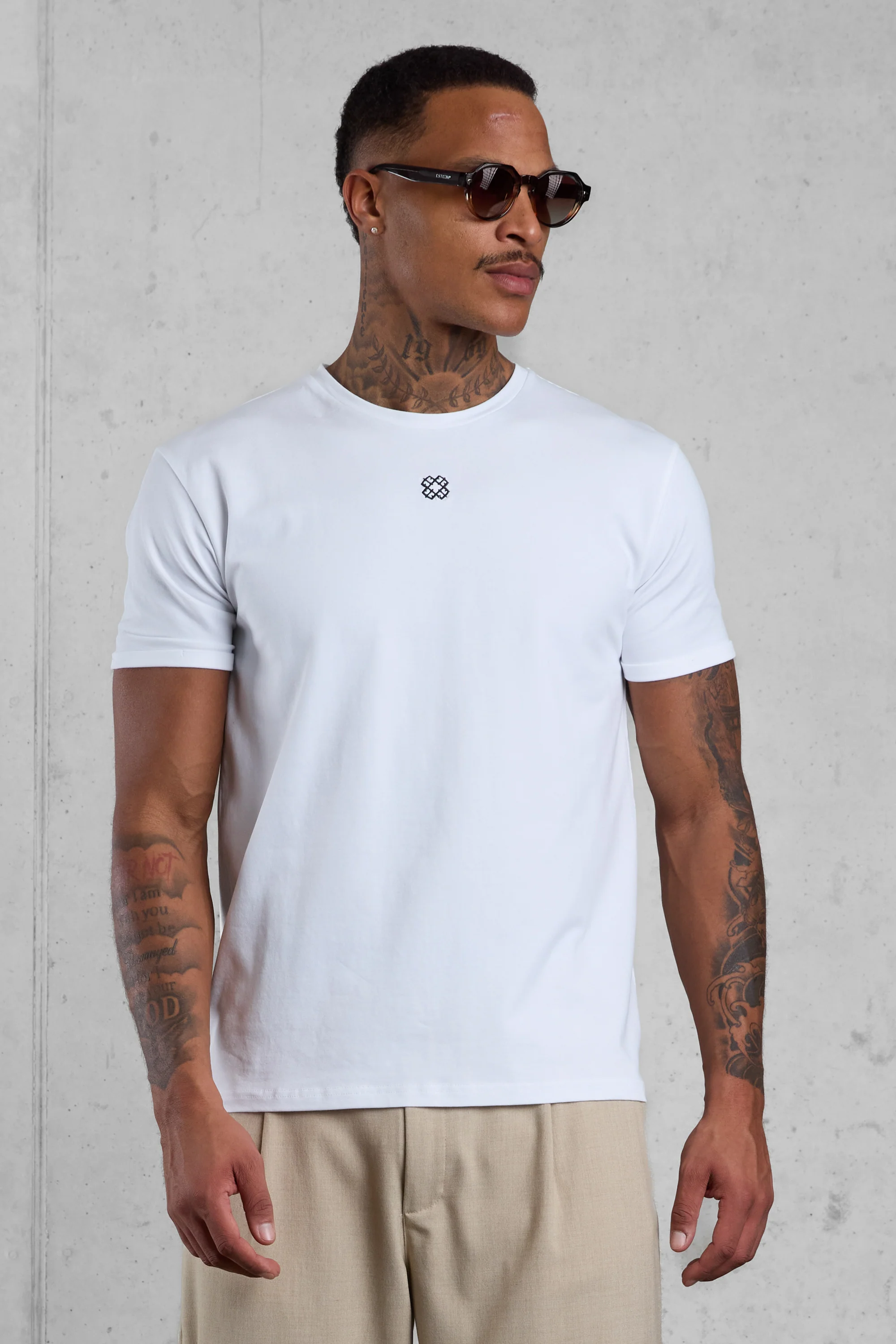 WHITE MONOGRAM TEE - Image 4
