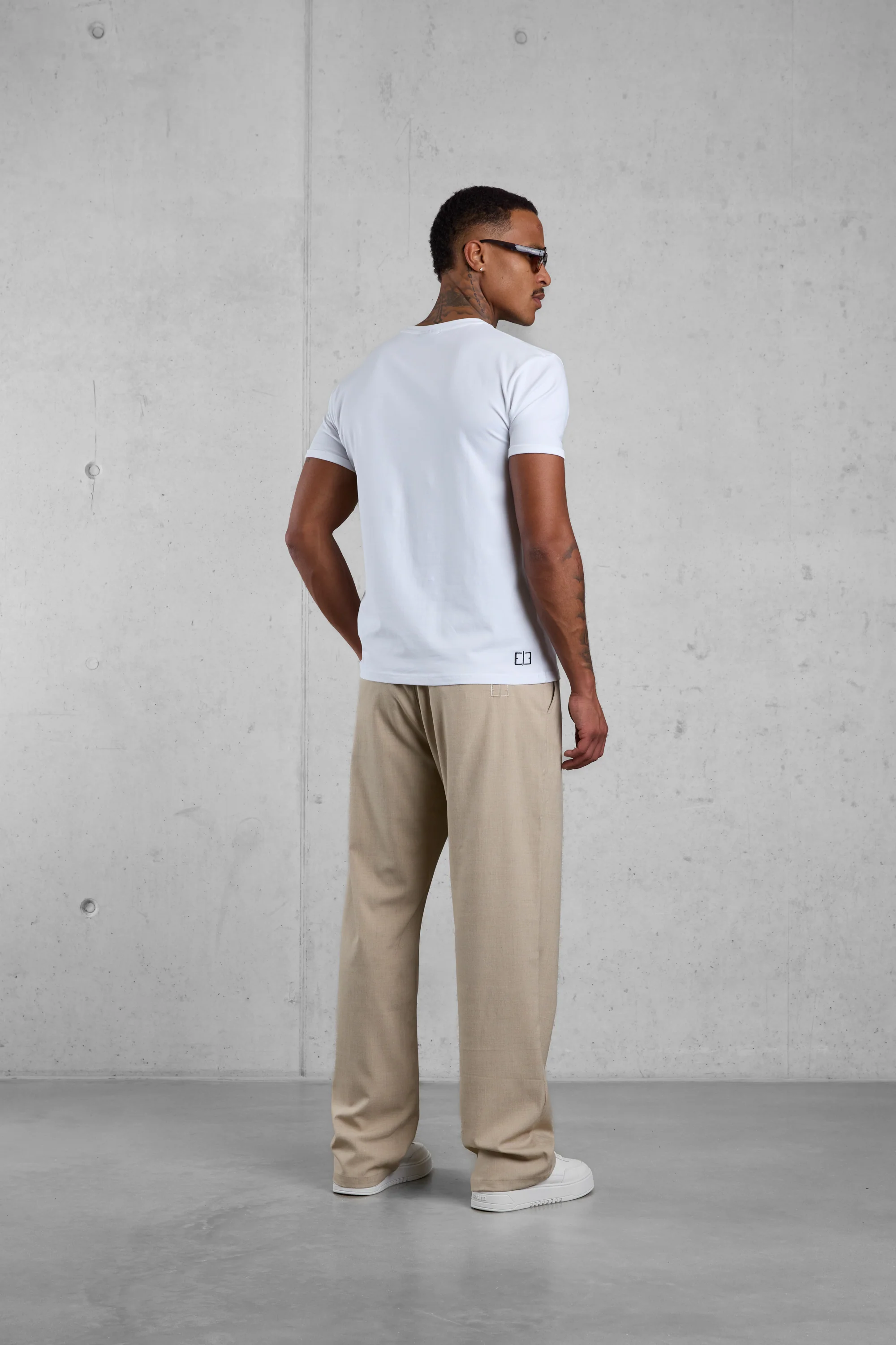 WHITE MONOGRAM TEE - Image 5