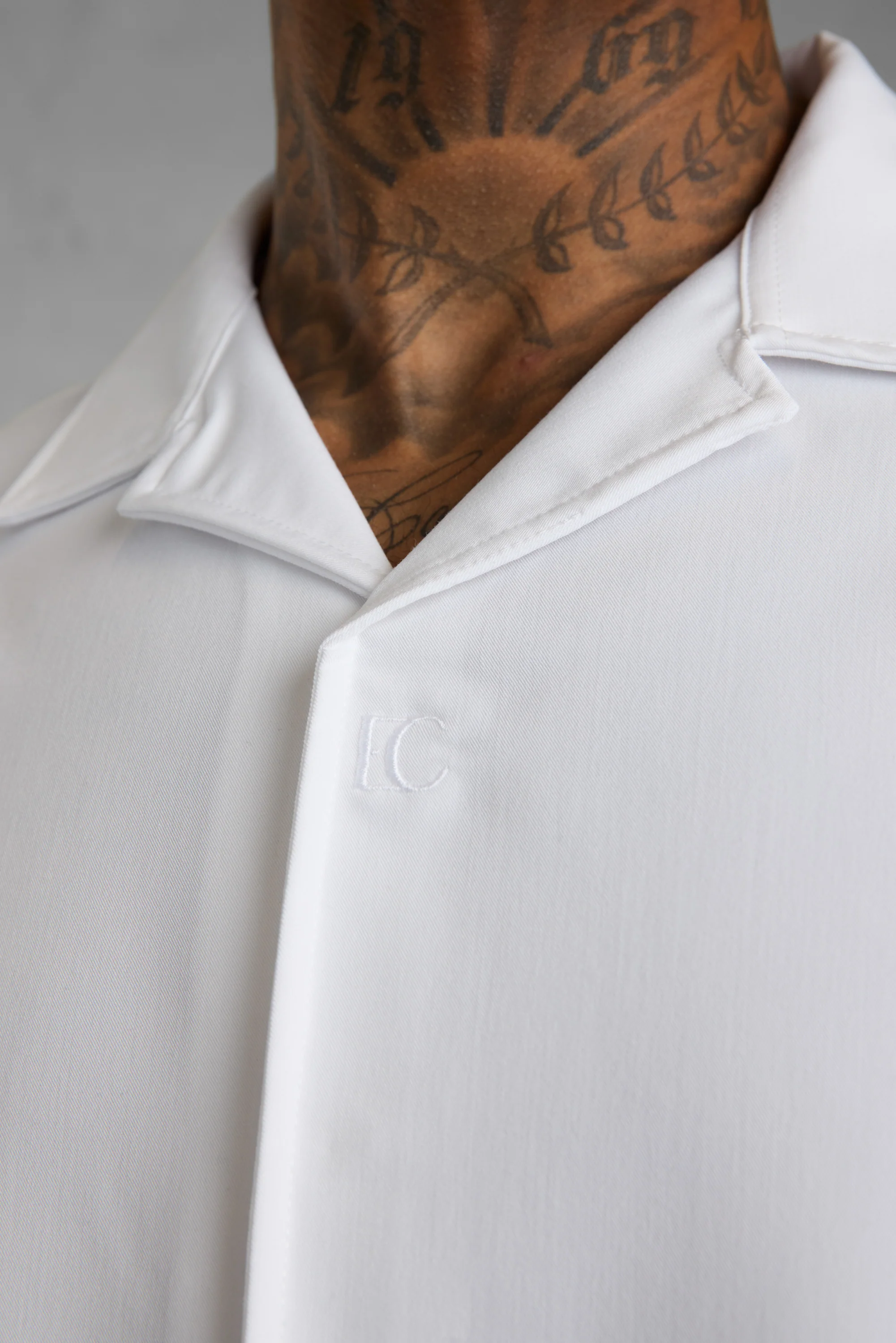 WHITE PRESTIGE SHIRT - Image 2