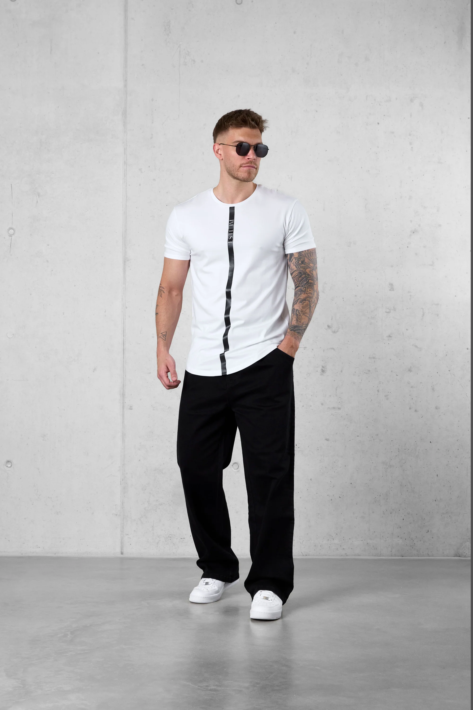 WHITE STRIPE TEE - Image 3