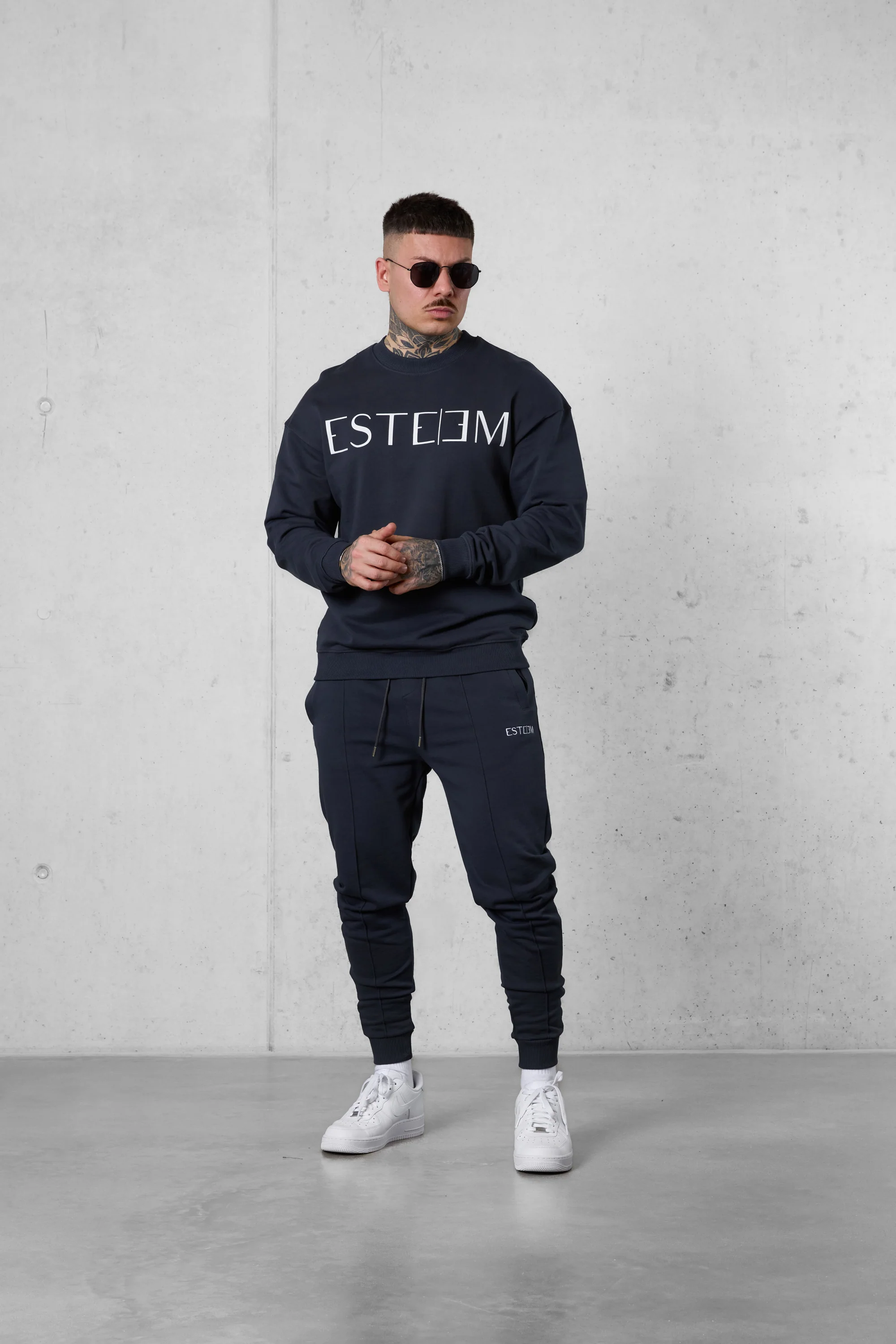 WOODLAND LETTERING SWEATER - Image 2