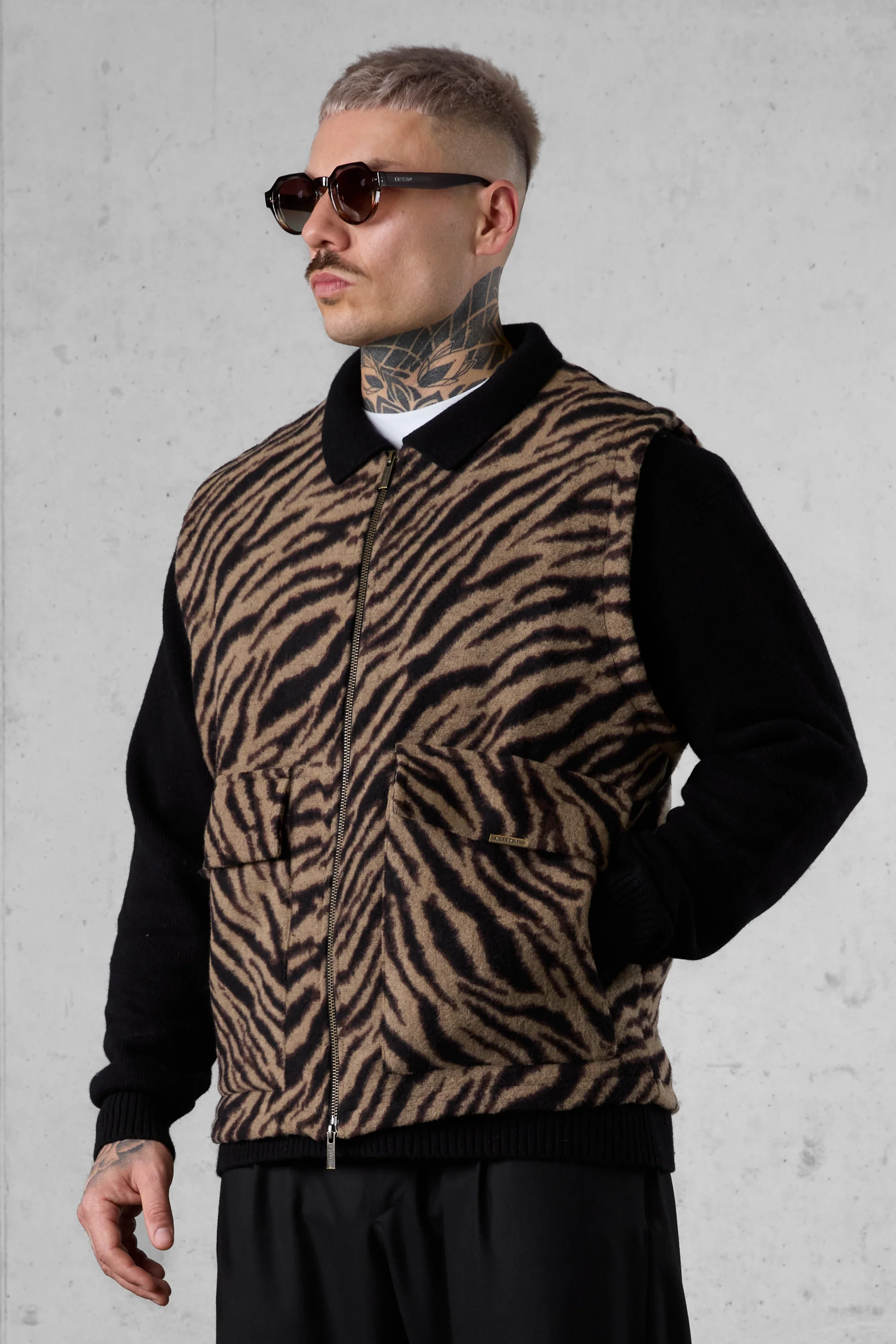ZEBRA FLANNEL VEST - Image 4